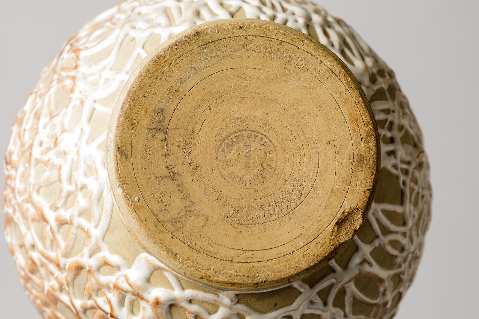 Große französische handgefertigte Art-Déco-Keramikvase im Stil von Gete oder Besnard aus Gete im Zustand „Hervorragend“ im Angebot in Neuilly-en- sancerre, FR