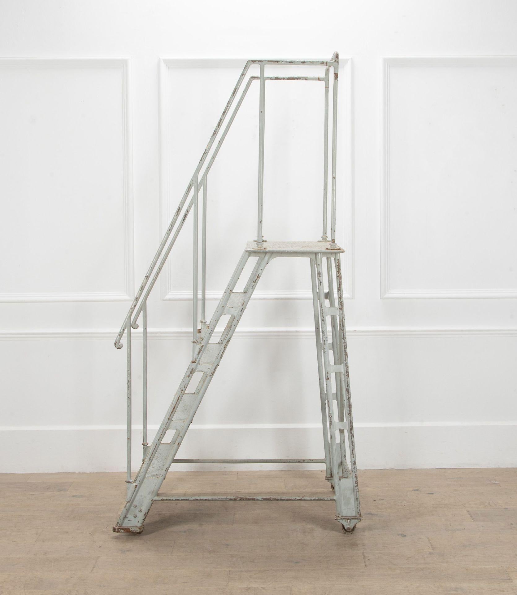 20th Century French Industrial Ladder In Good Condition For Sale In Gloucestershire, GB