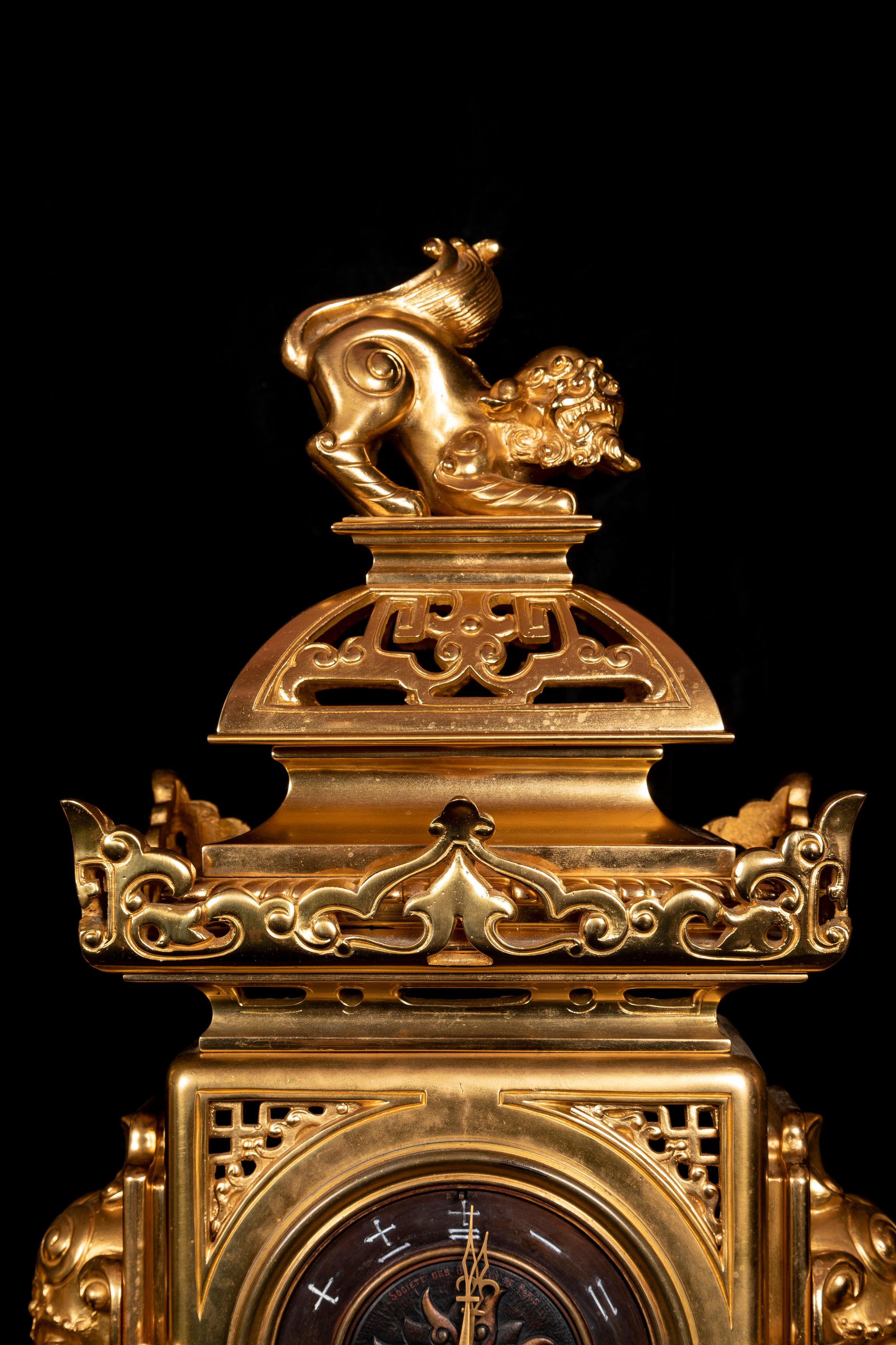 Bronzo Grande orologio francese in stile giaponese con guarnizione in ormù attribuito a Edouard Lievre in vendita