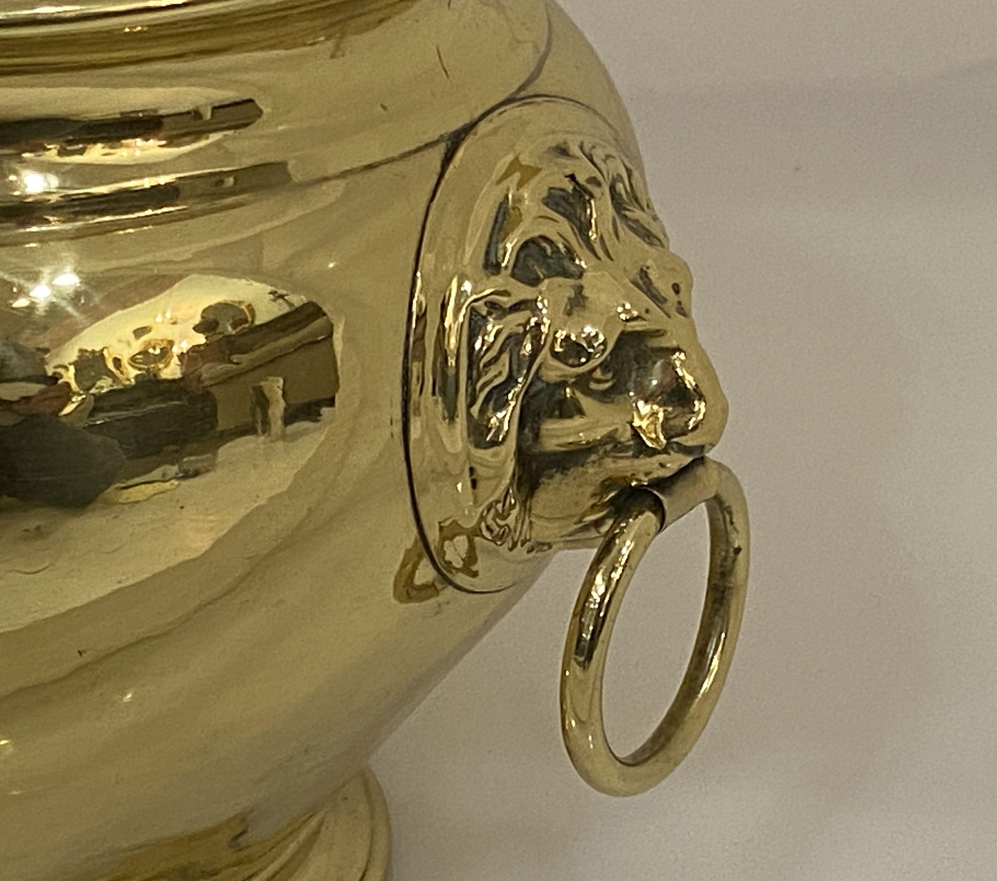 Grande jardinière ou jardinière française en laiton avec poignées en ...