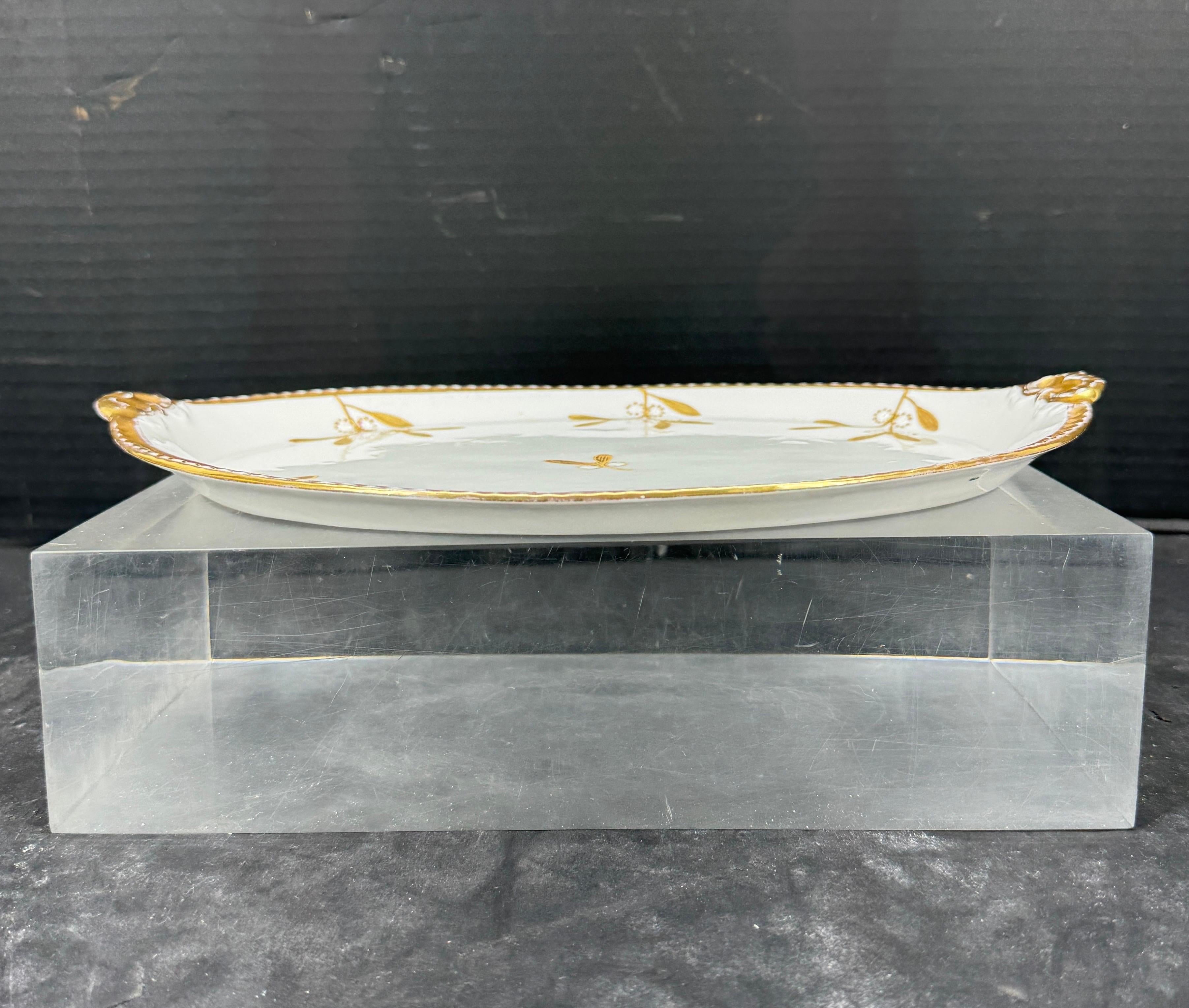 Gran bandeja de porcelana francesa de Limoges dorada para joyas Francés en venta