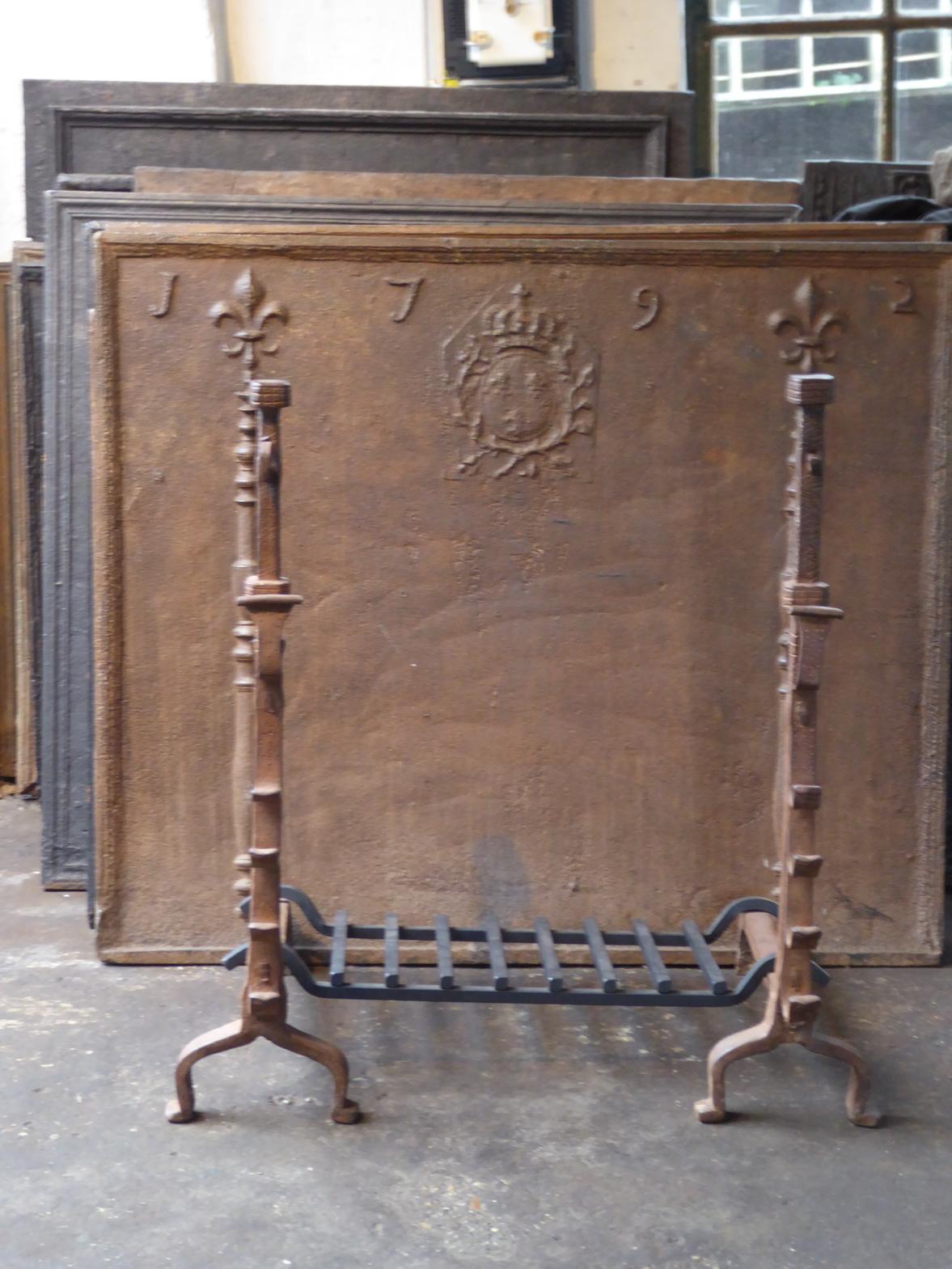 Large French Louis XIII Period Fireplace Grate or Fire Basket, 17th Century For Sale 7