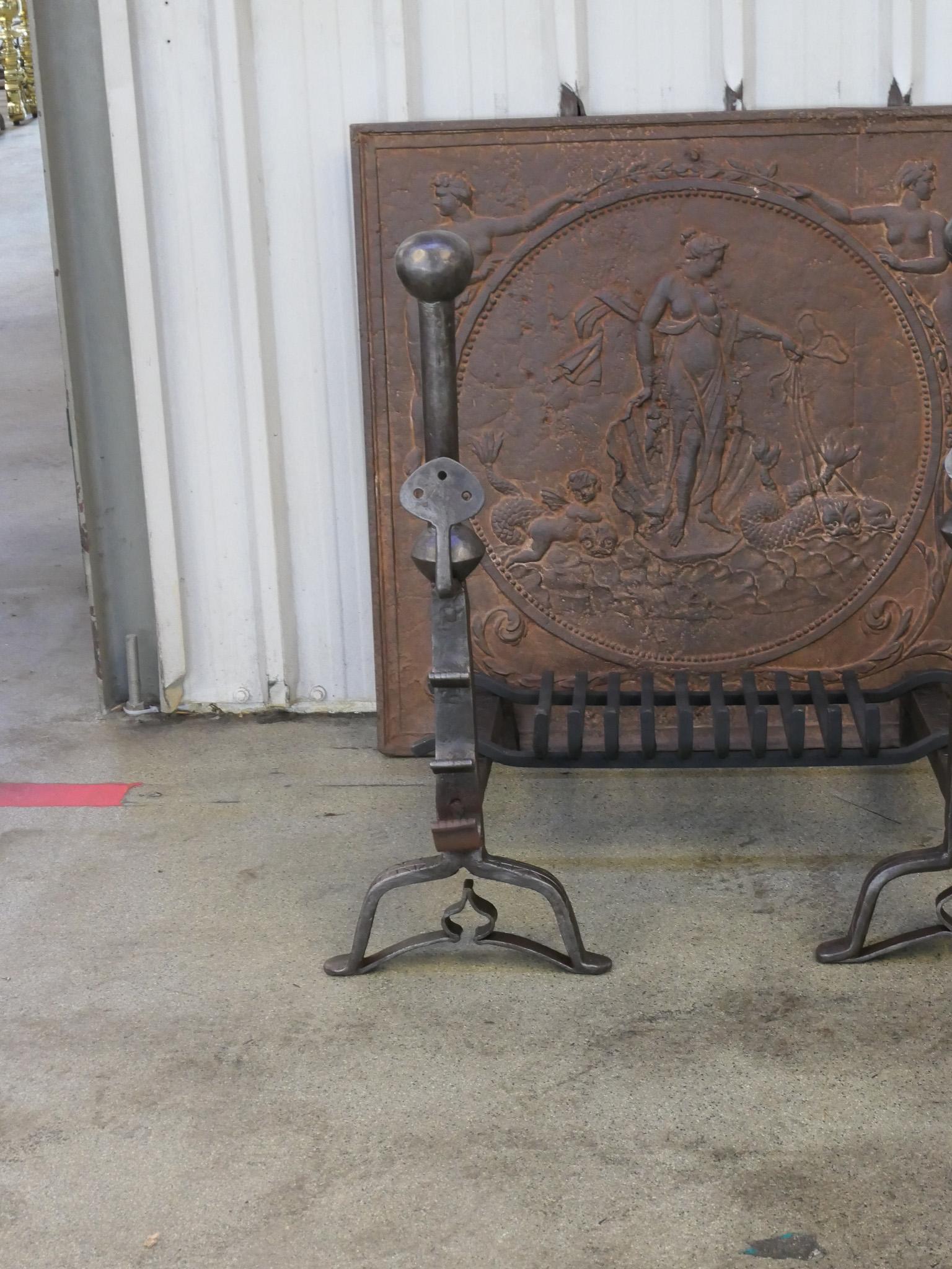 Forgé Grande grille de cheminée d'époque Louis XIII, 17ème siècle en vente