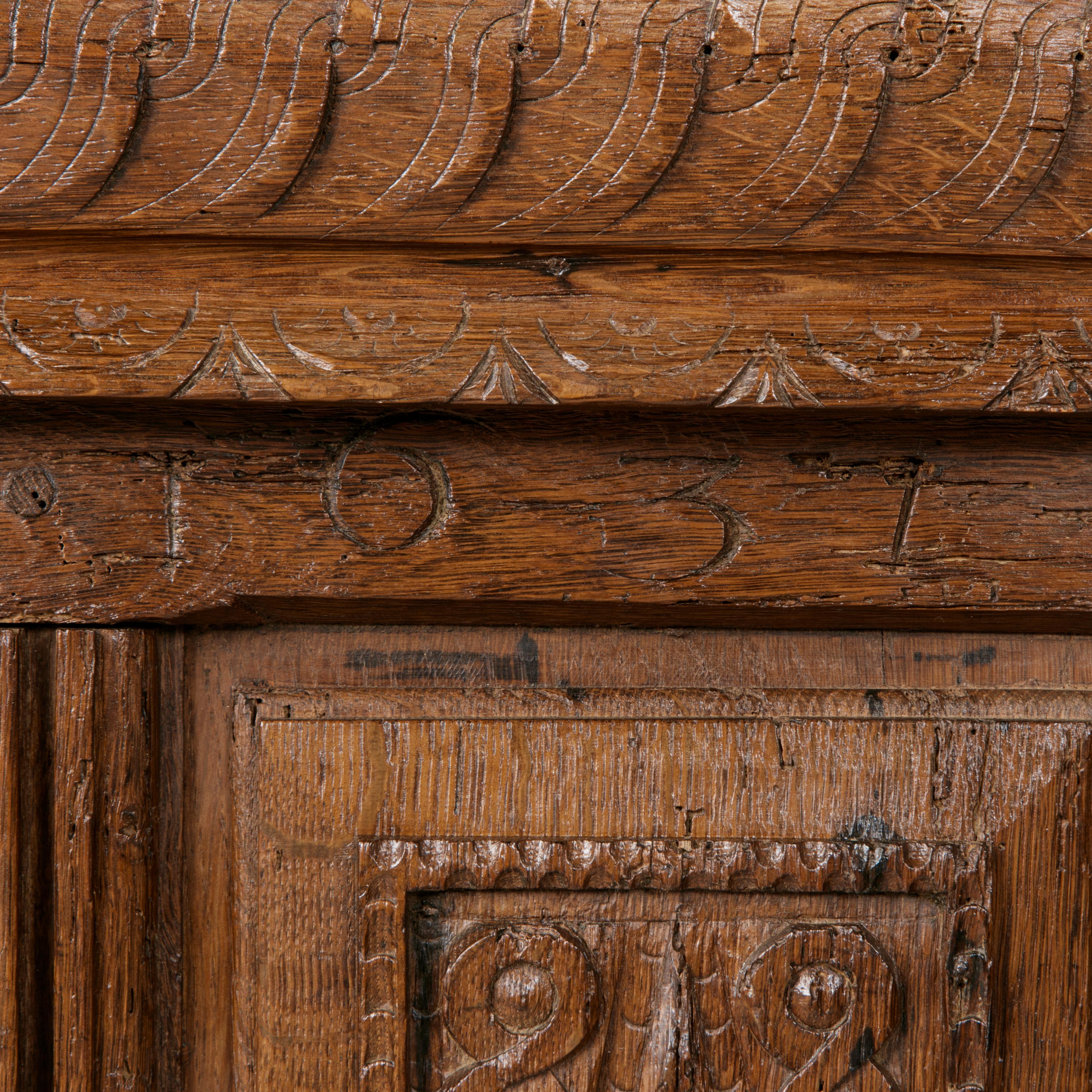 Large French Louis XIII Period Hand Carved Oak Coffer, Desk, Counter, circa 1631 3