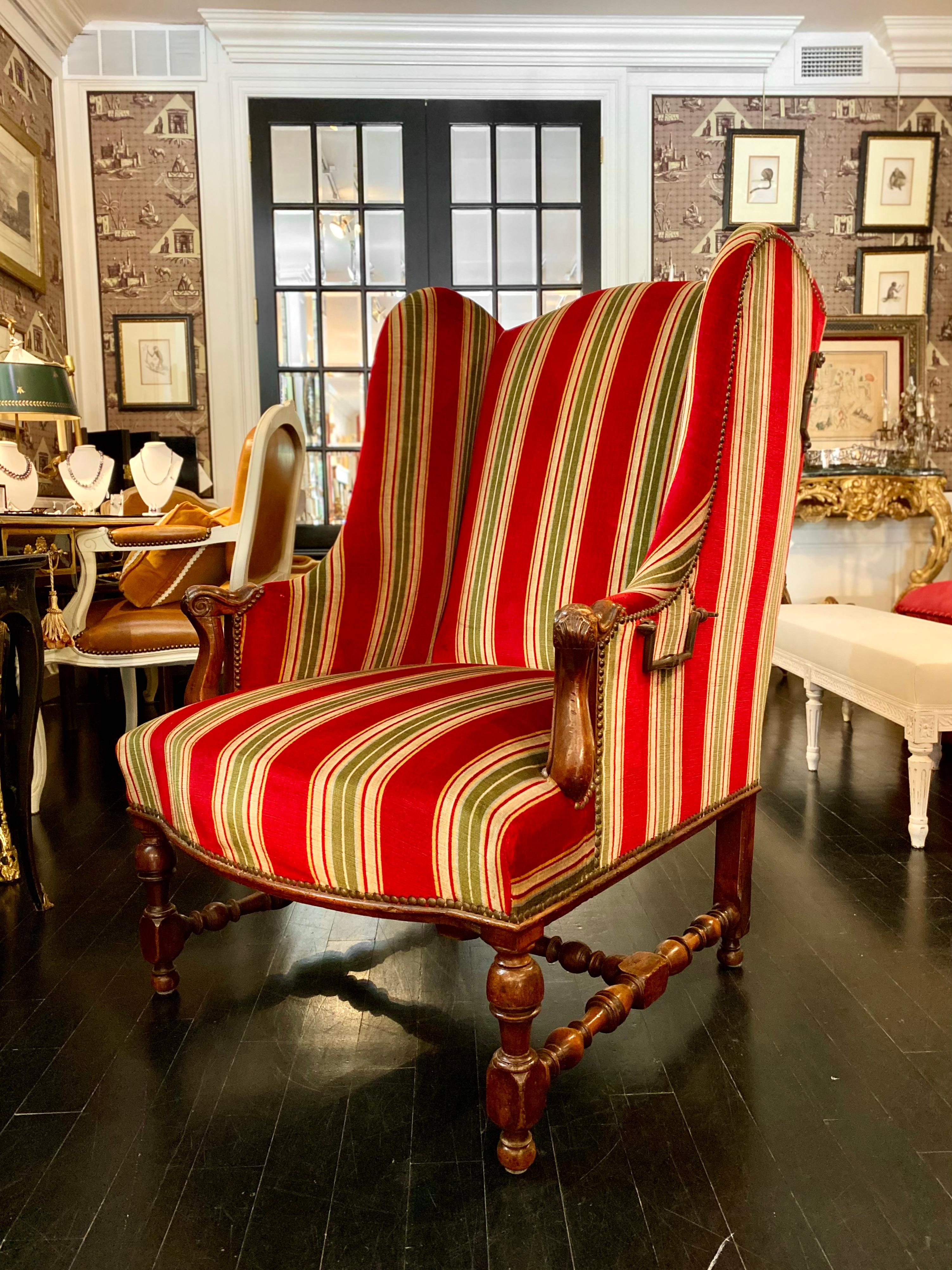 Large French Louis XIII Wingback Armchair, with Headrests, 18th-Century For Sale 5