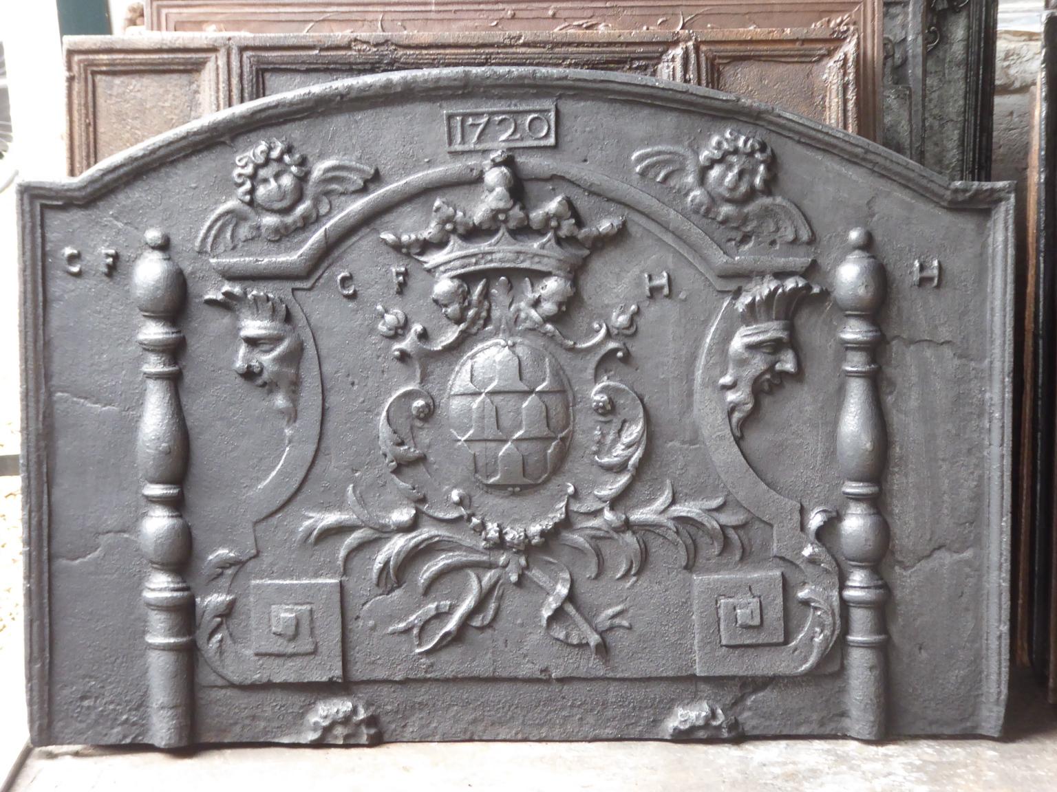 18th century French Louis XIV fireback with a coat of arms.

The fireback has a black / pewter patina and is made of cast iron. The fireback is in a good condition and does not have cracks.







  
