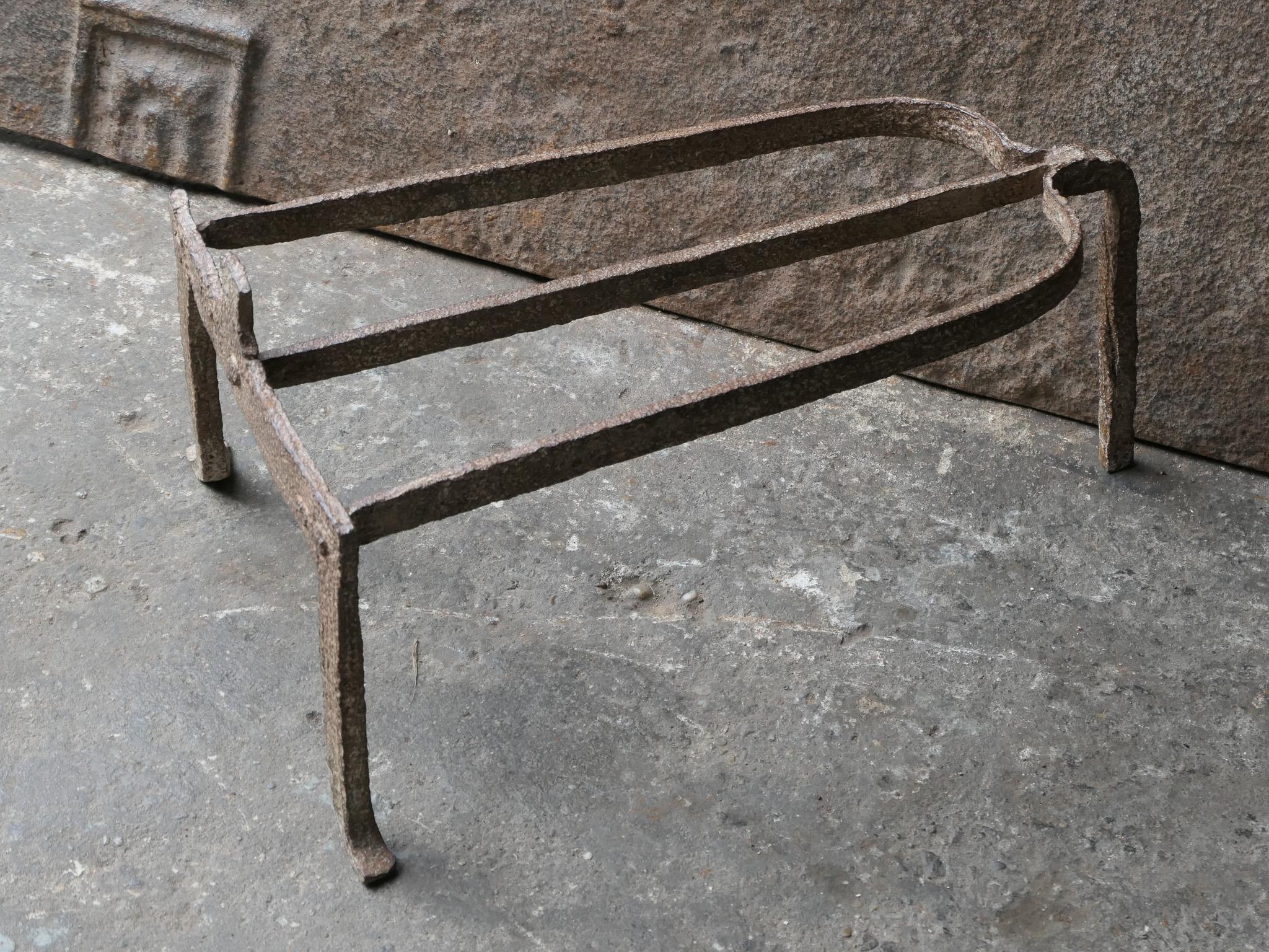 XVIIIe siècle et antérieur Grand trivet français d'époque Louis XIV en vente