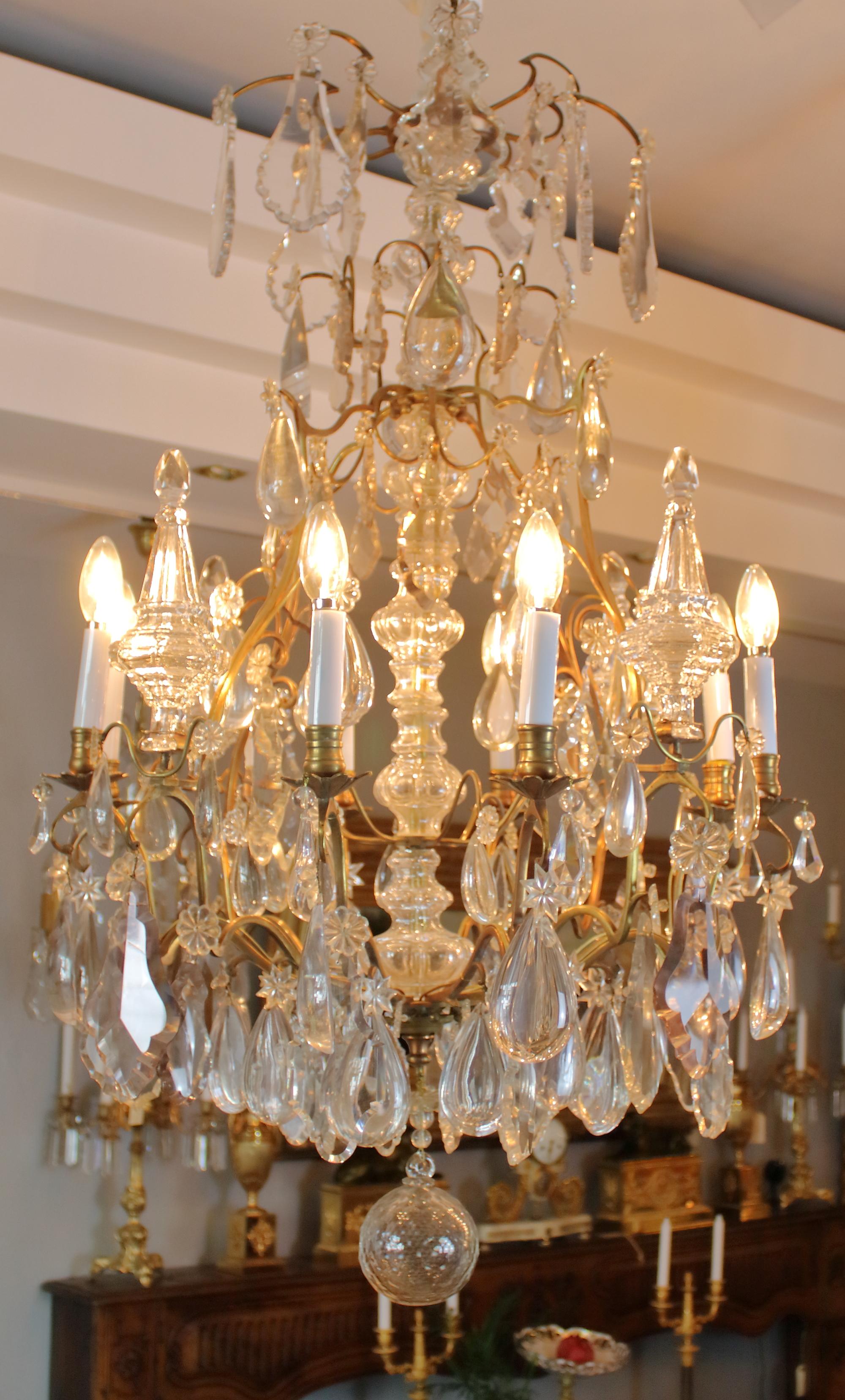Large French Louis XV 8-Light Crystal Glass and Bronze Chandelier, ca. 1860 9
