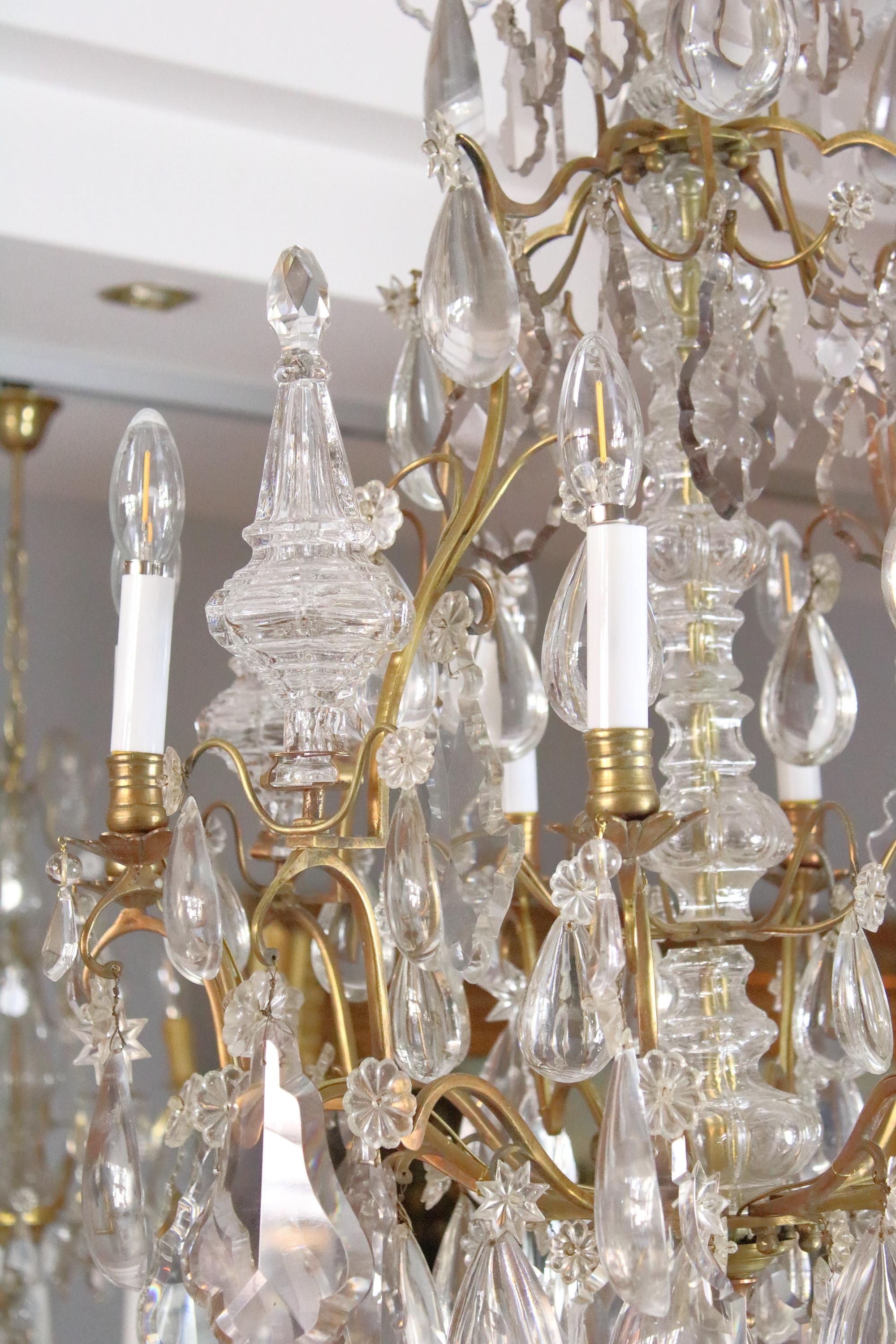 Large French Louis XV 8-Light Crystal Glass and Bronze Chandelier, ca. 1860 4