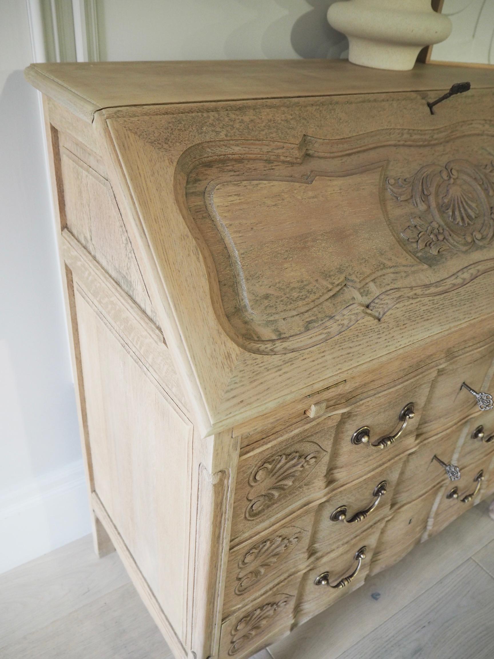 Large French Louis XV Bureau in Weathered Wood Limed Oak 5