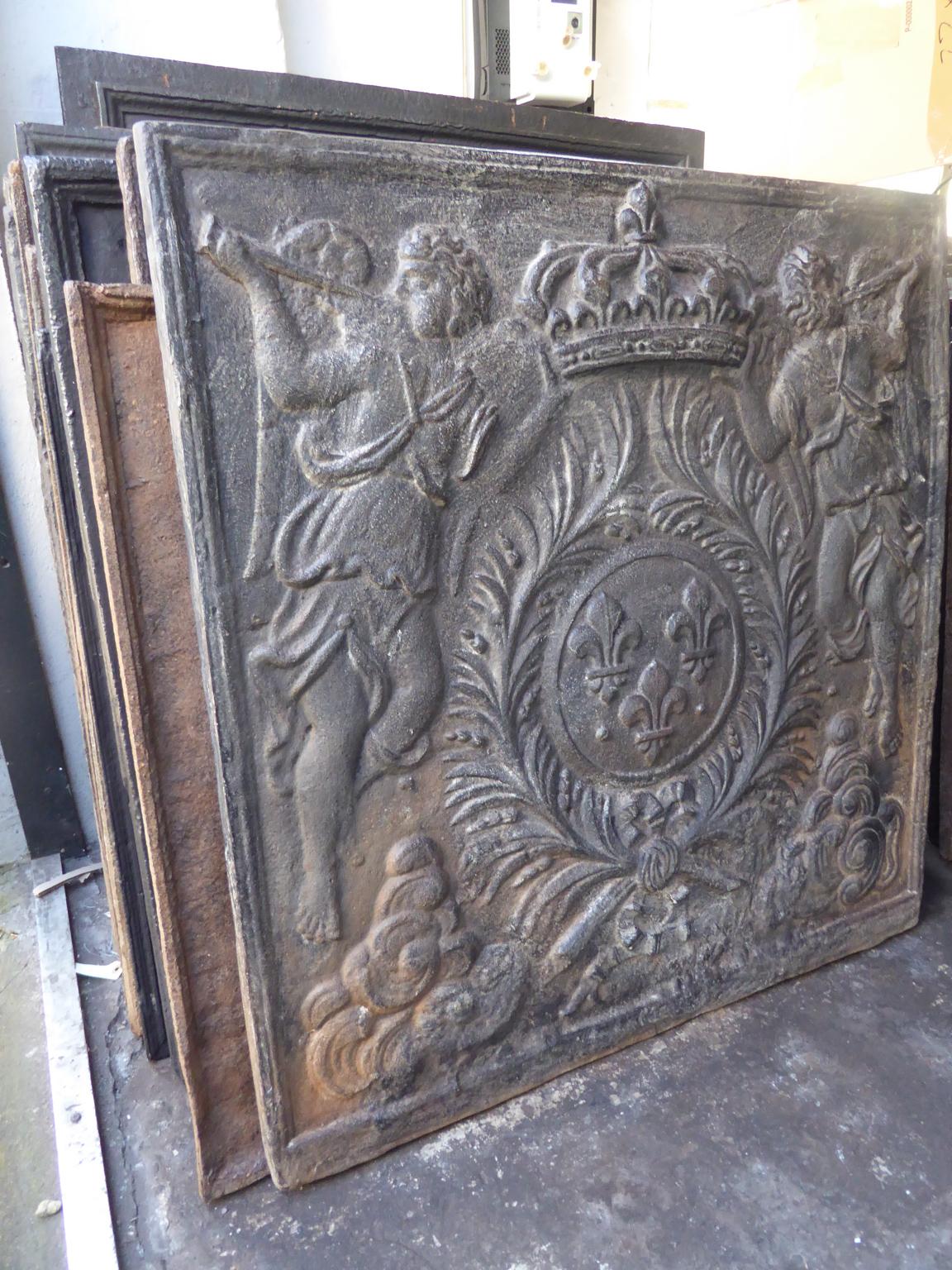 Large French Louis XV Style 'Arms of France' Fireback 1
