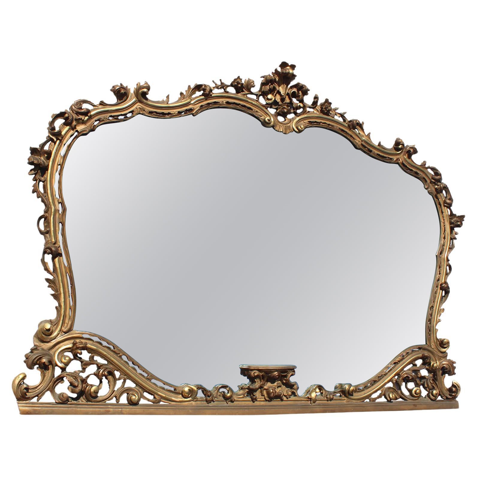 Grand cadre de miroir de style Louis XV de la Belle Époque en bois doré sculpté en vente