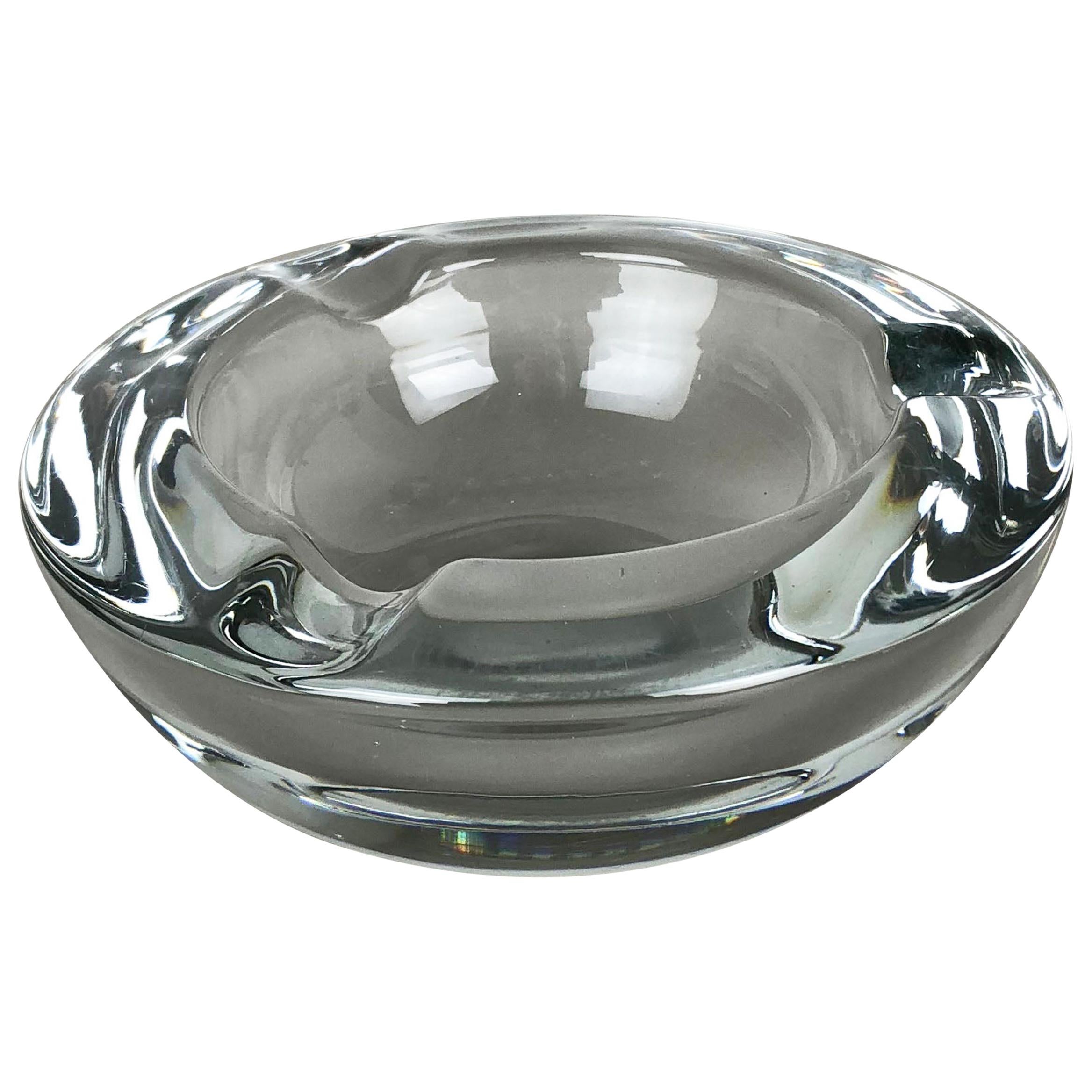 Large French "Lucid" Crystal Glass Shell Bowl ashtray by Art Vannes France 1970s For Sale