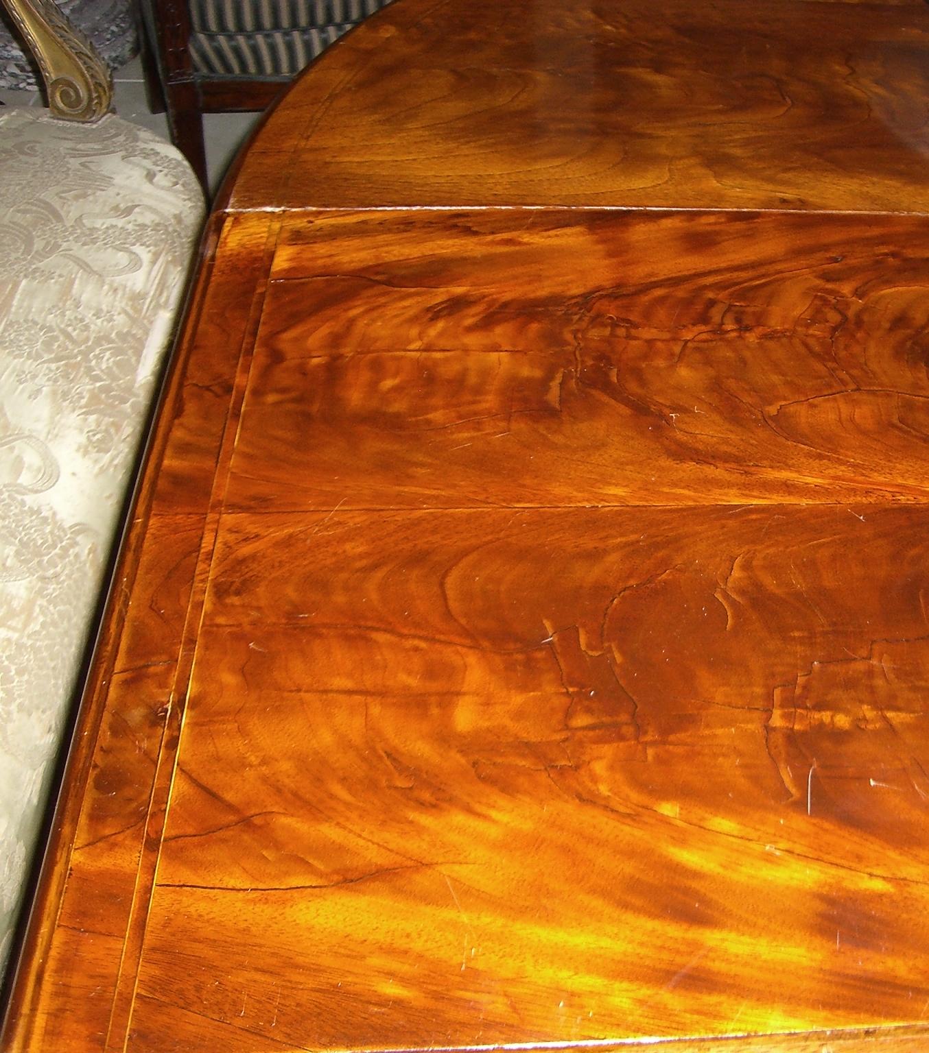 Large French mahogany dining table with 5 leaves For Sale 2