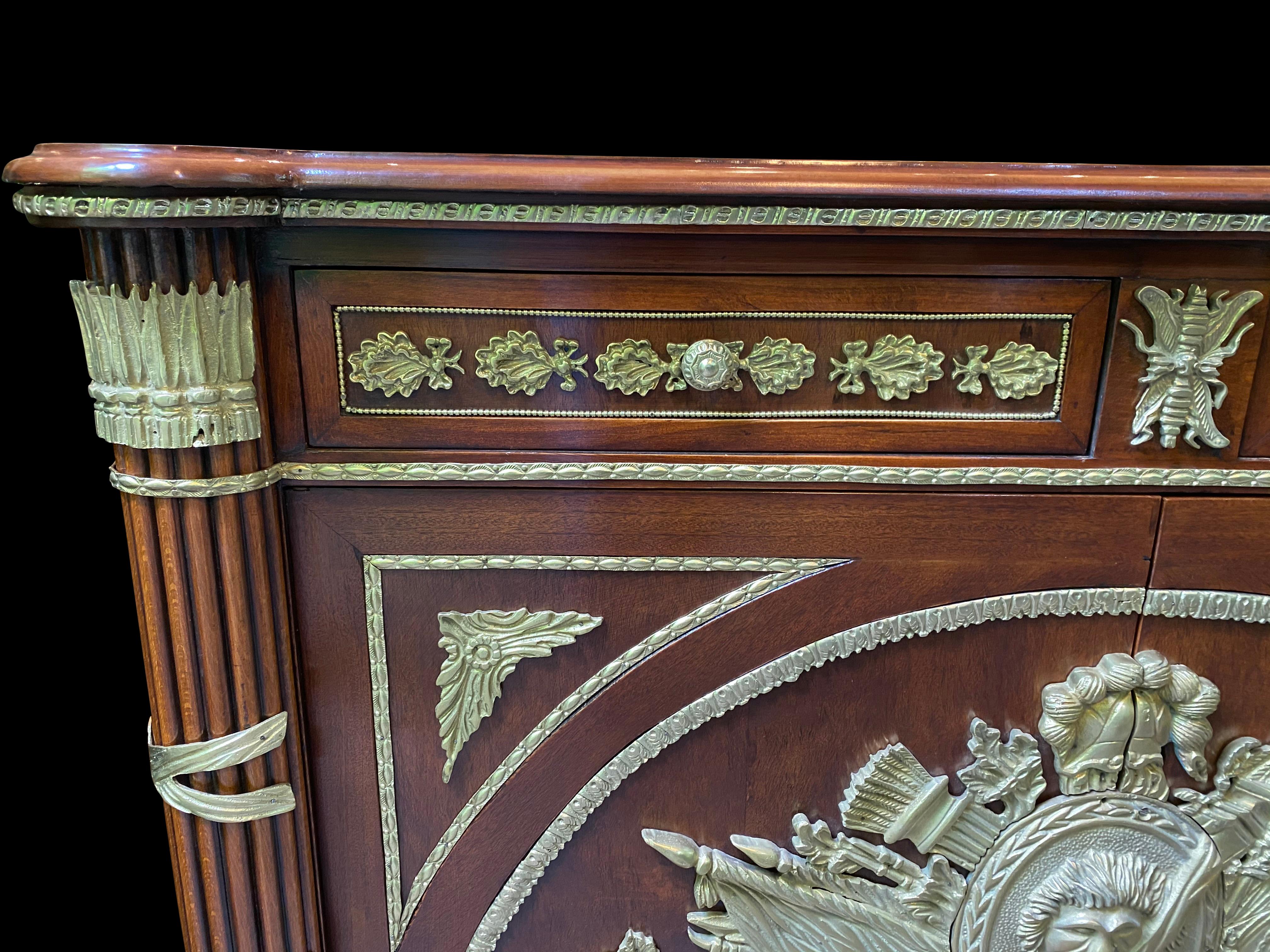 Large French Mahogany Empire Commode, Central Coats of Arms and Lion Paw Feet For Sale 14