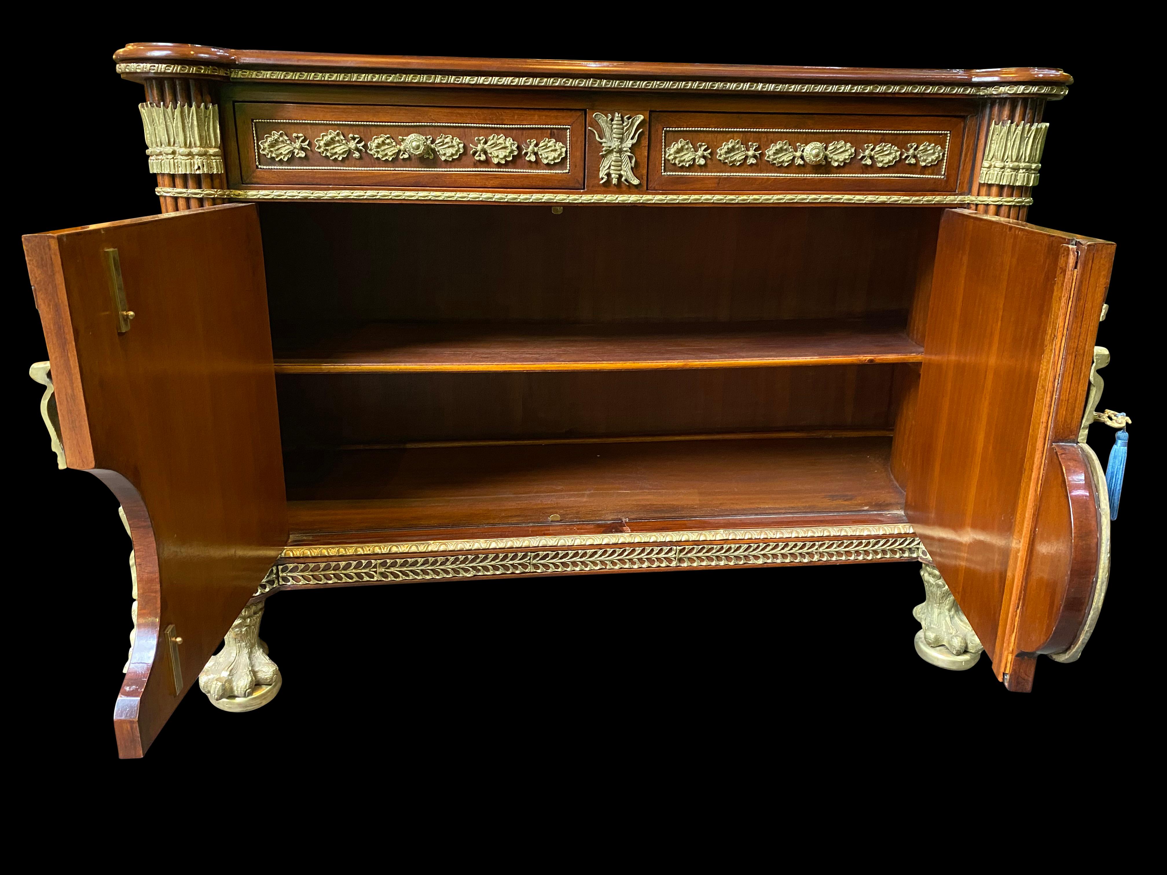 Large French Mahogany Empire Commode, Central Coats of Arms and Lion Paw Feet For Sale 16