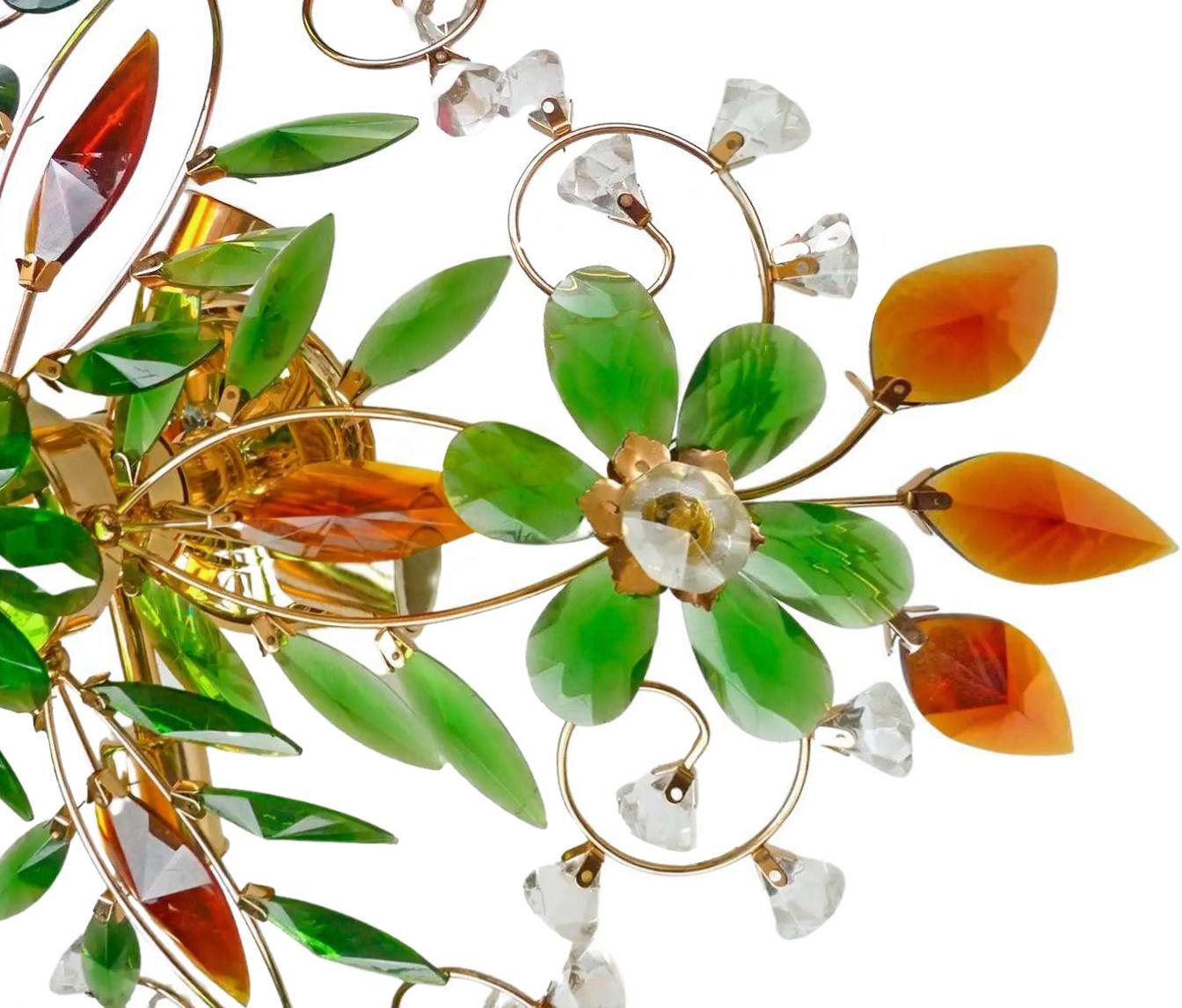 Luxury French multicolored flower flushmount in amber and green crystal glass, gilt brass chandelier.
Dimensions: Diameter 29.5 in/ 75 cm.
Height 10 in/ 25 cm.
5-light bulbs E 14/ Good working condition.
Weight: 5 Kg/ 12 lb.
Assembly