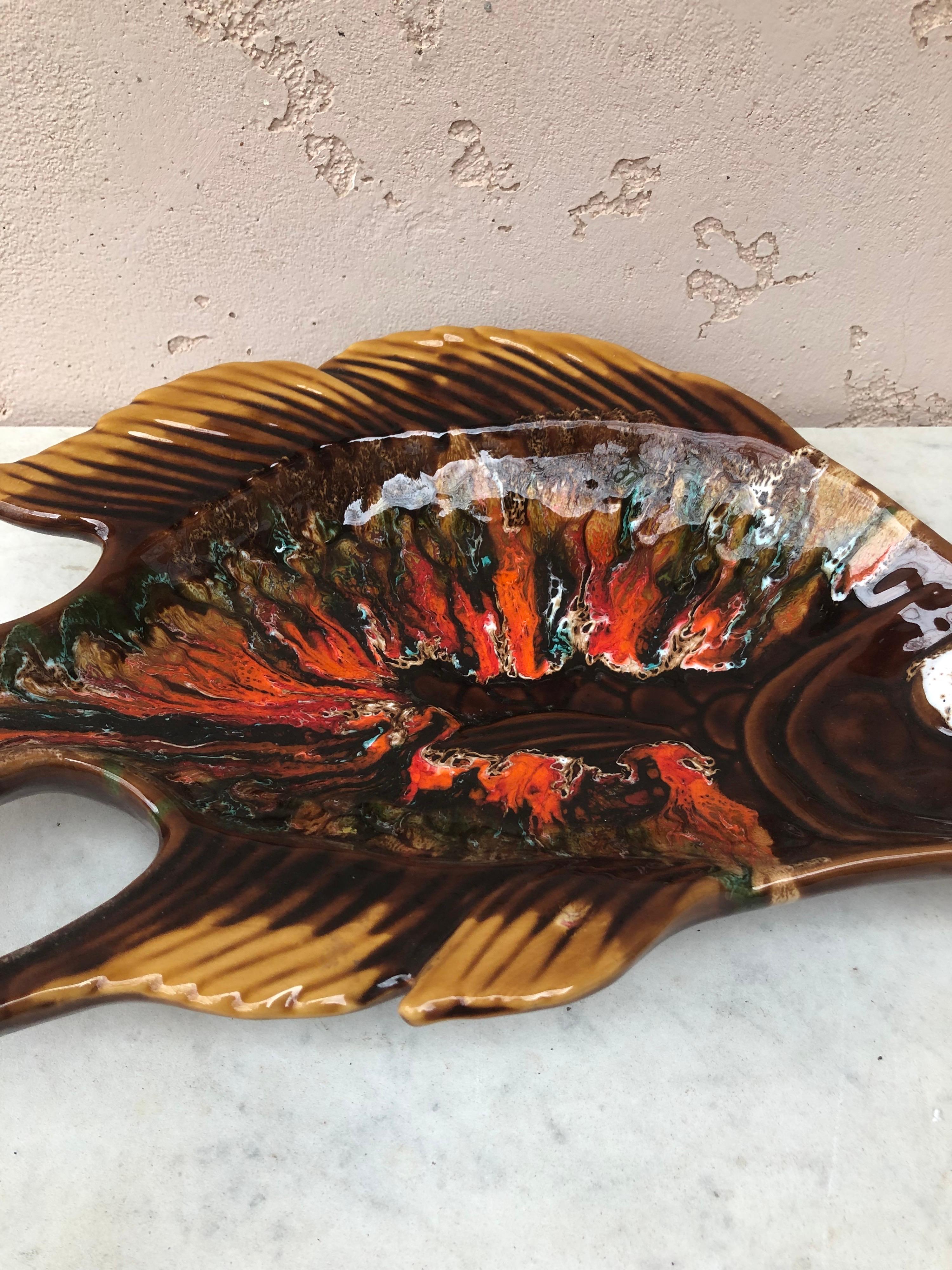 Large French Majolica Fish Platter Vallauris, Circa 1950 In Good Condition For Sale In Austin, TX