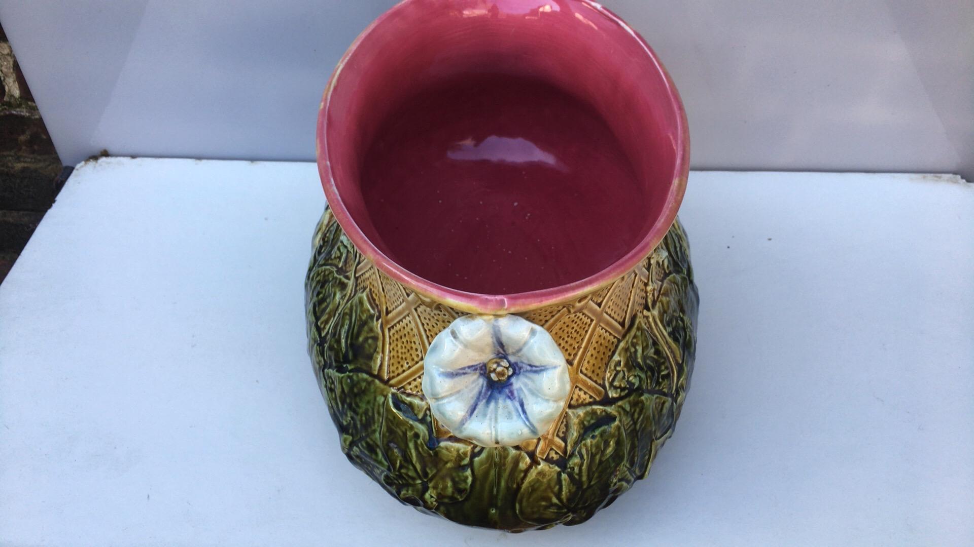 Large French Majolica Morning Glory Jardinière, circa 1880 In Good Condition For Sale In Austin, TX