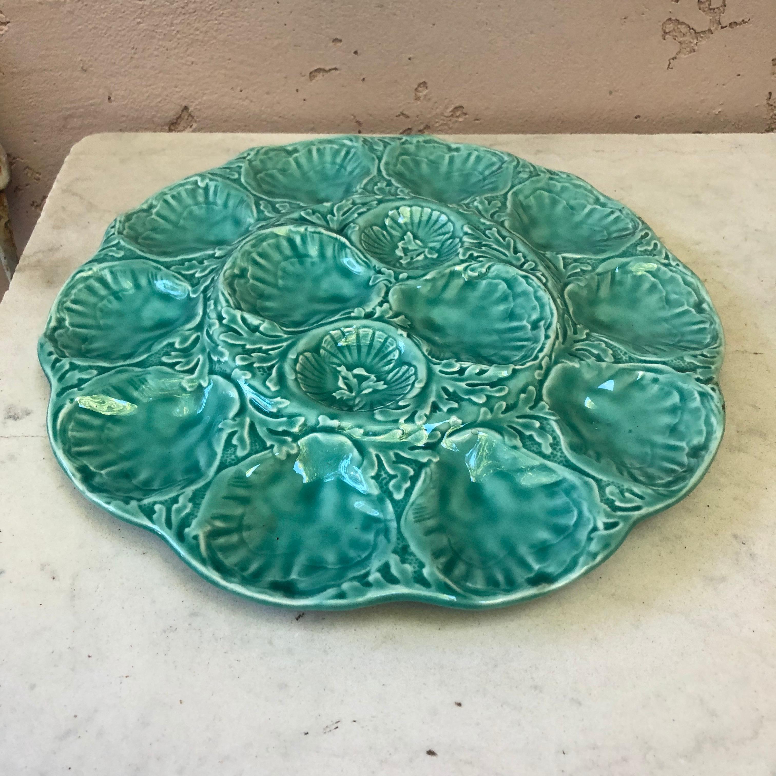French Provincial Large French Majolica Oyster Platter Gien, circa 1950