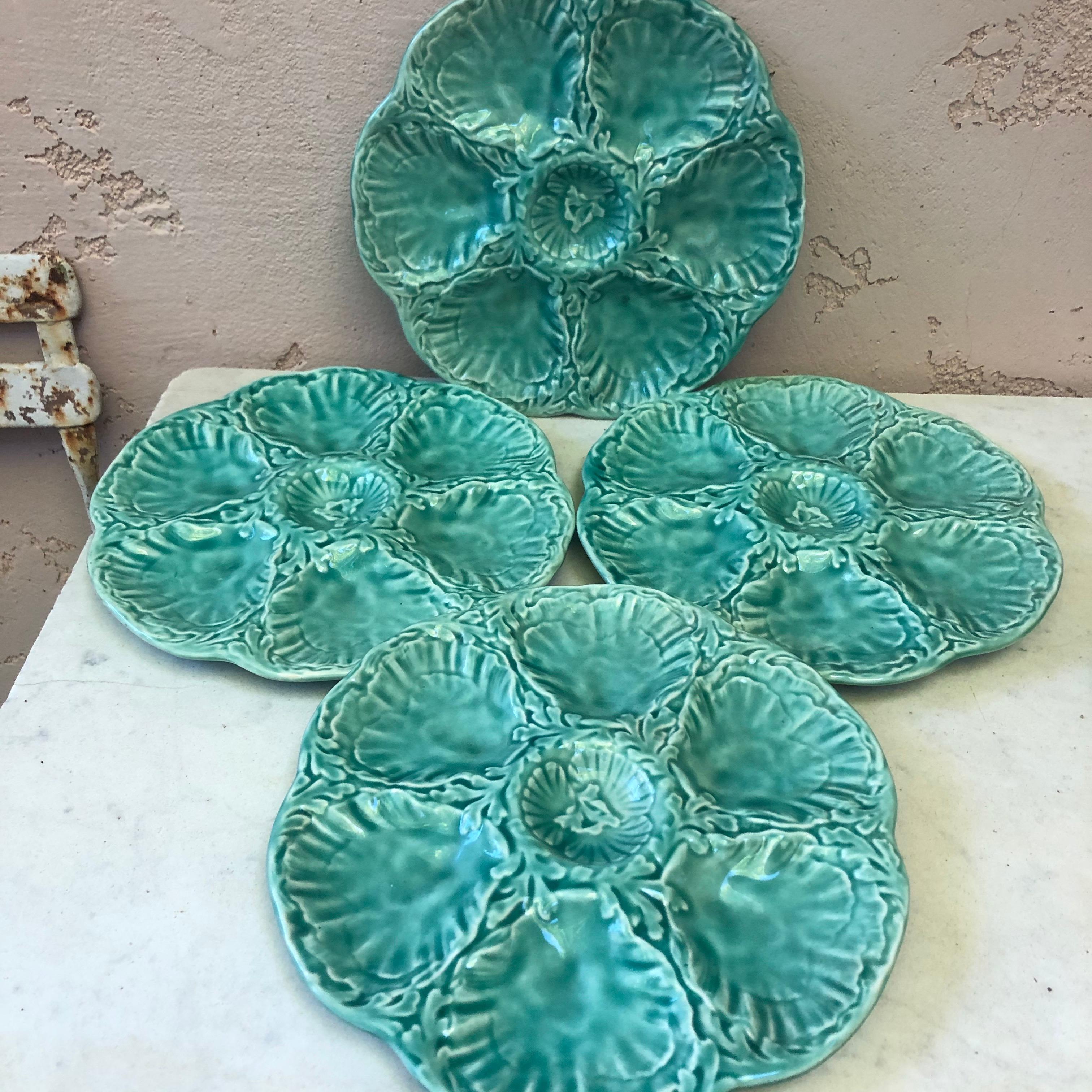 Ceramic Large French Majolica Oyster Platter Gien, circa 1950