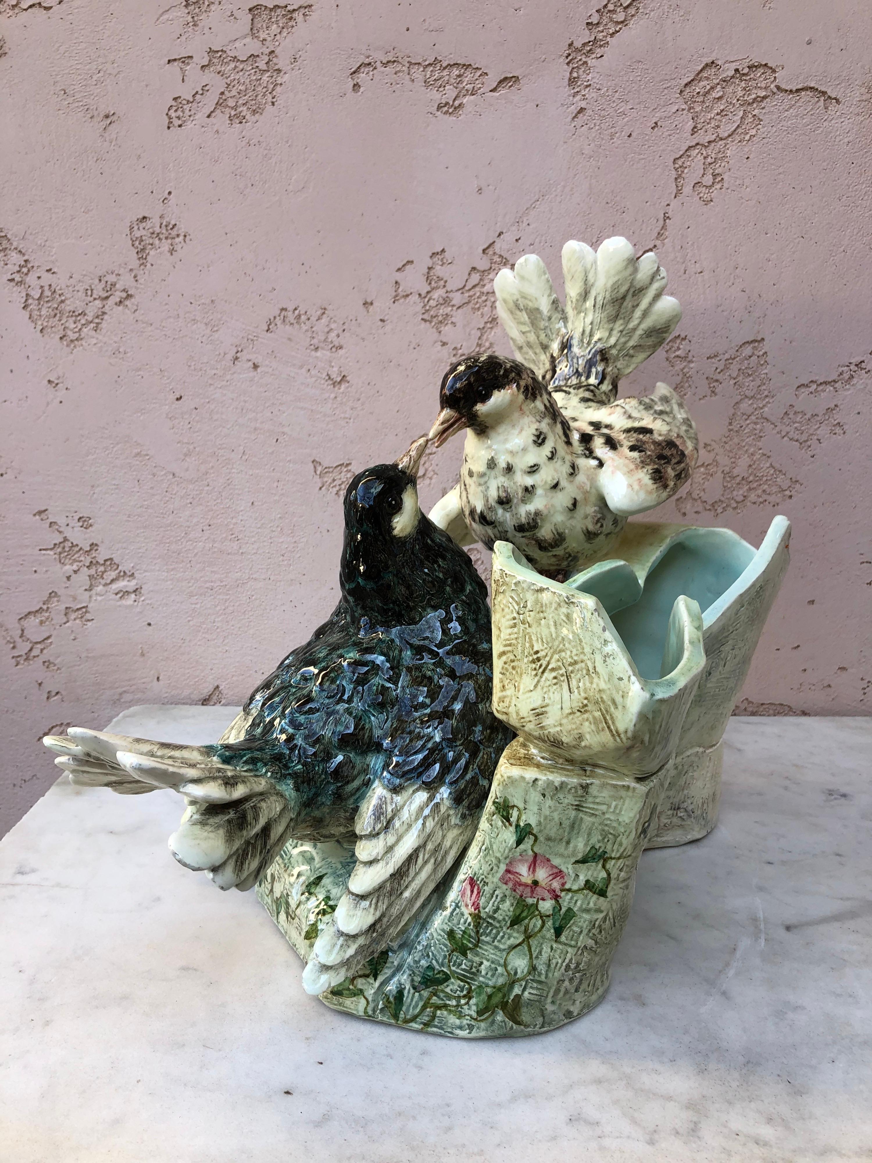 Large French Majolica Pigeons or Doves Jardiniere Delphin Massier circa 1890 In Good Condition In Austin, TX