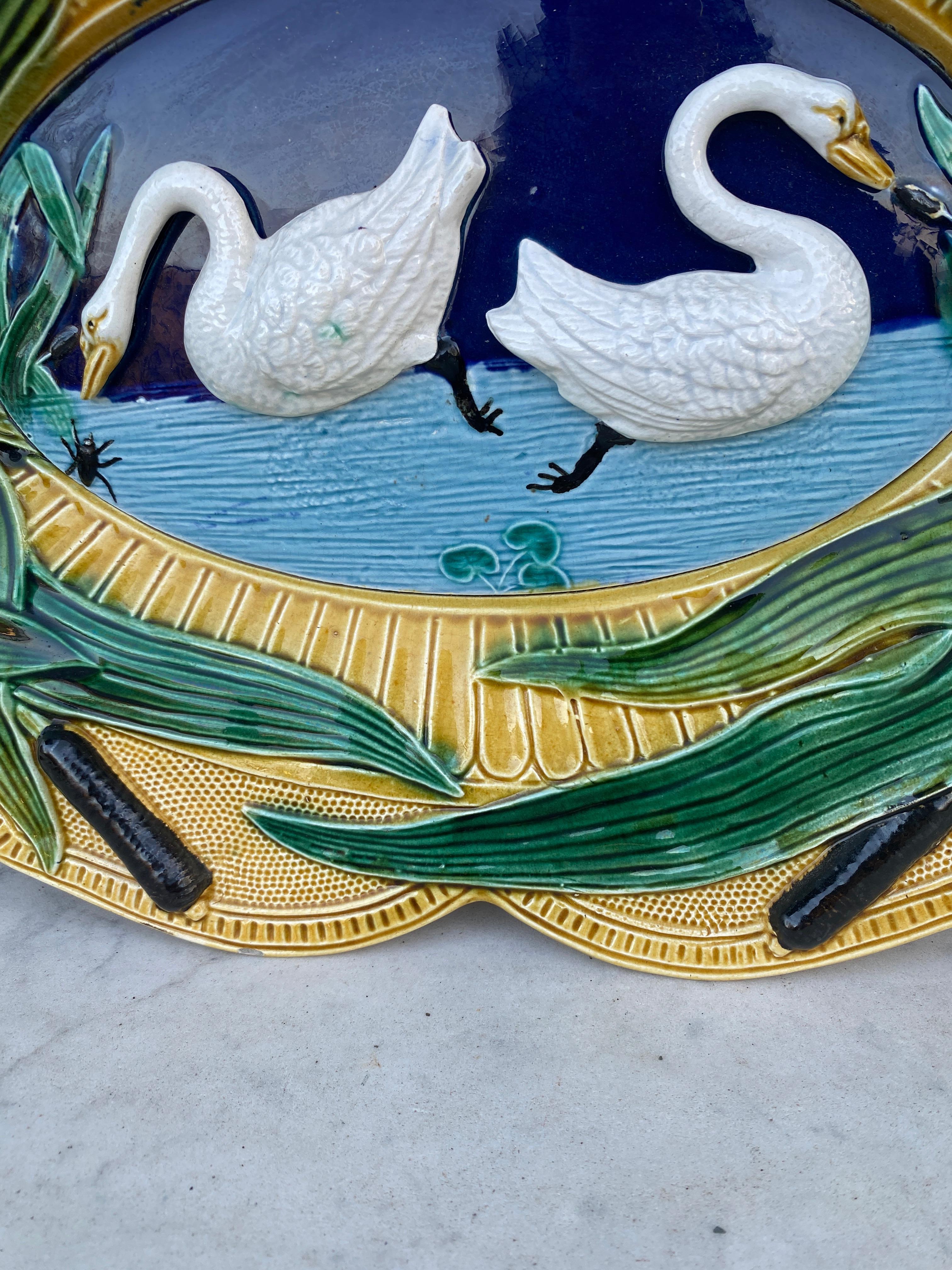 Large French Majolica Platter Swan, circa 1890 In Good Condition For Sale In Austin, TX