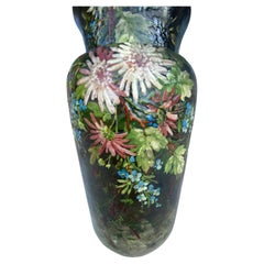 Große französische Majolika-Vase mit Blumen von Edouard Gilles, um 1880