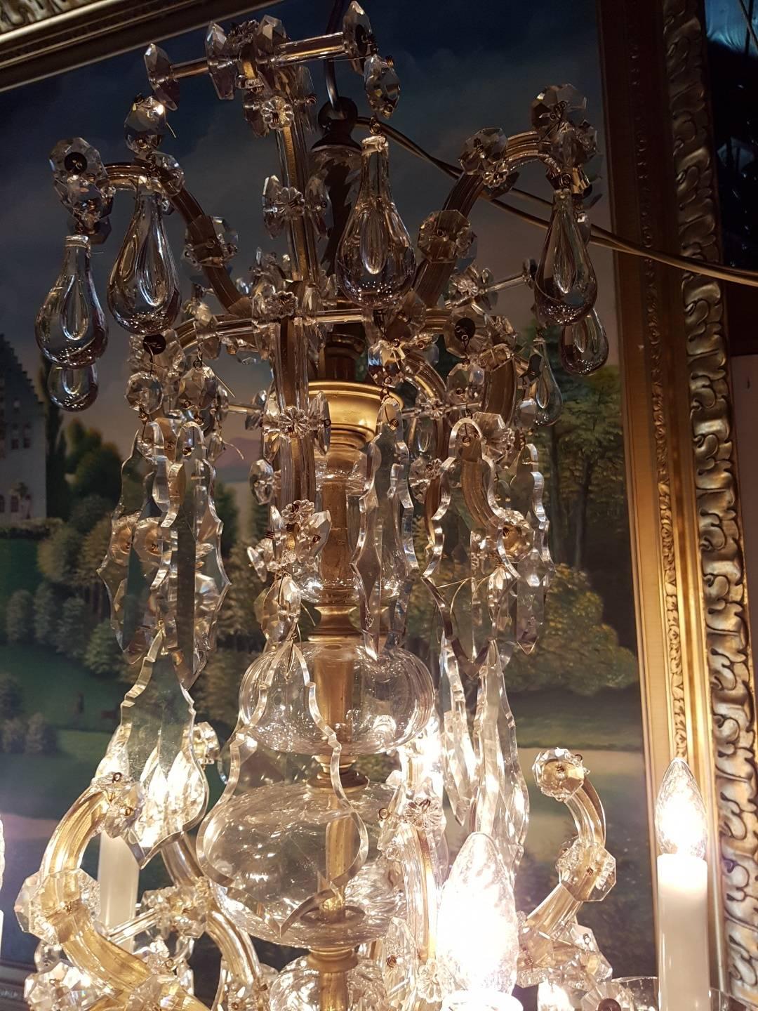 Large French Maria Theresia Chandelier with 30 Lights, Cage Model 20th Century For Sale 2