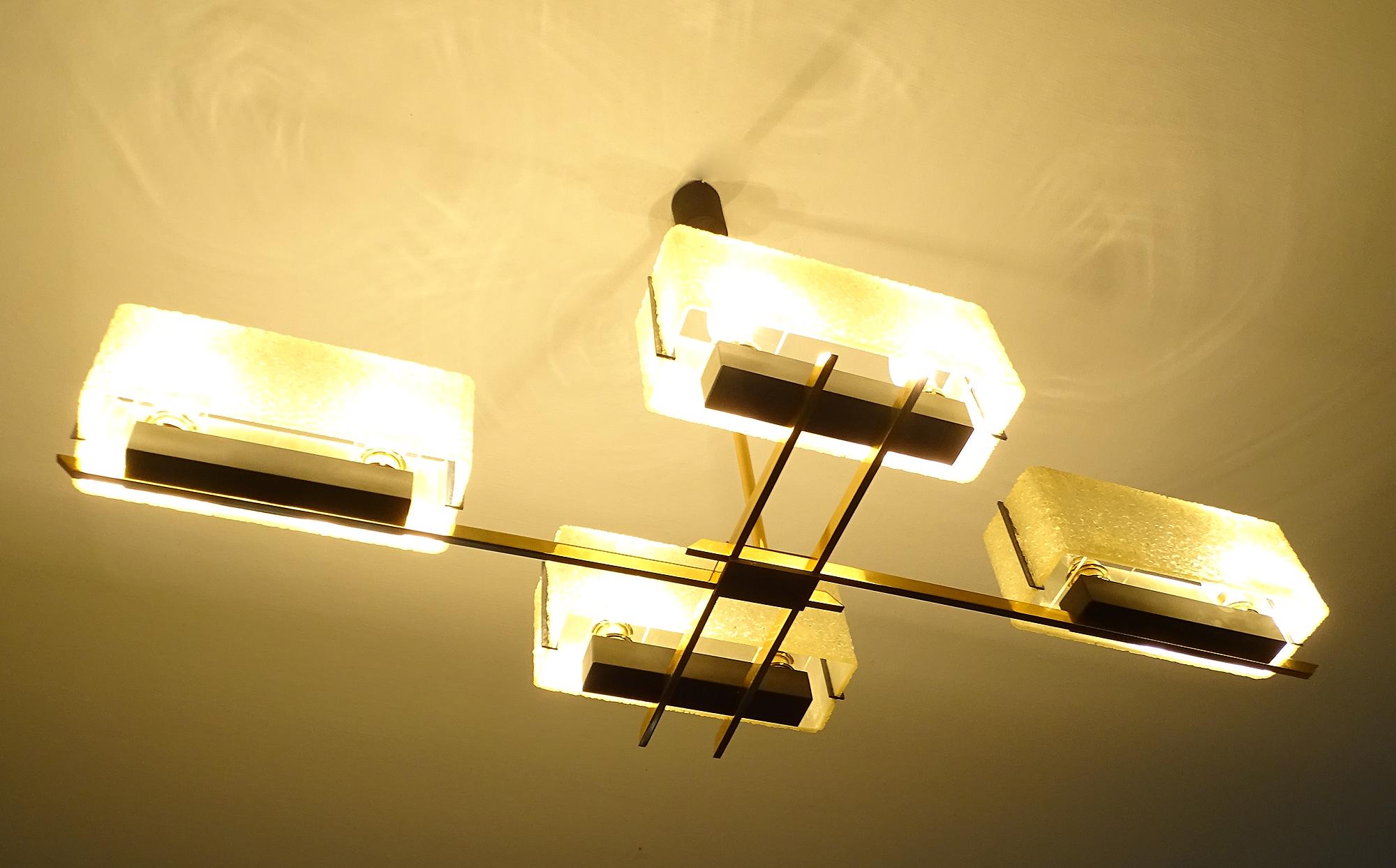 Grande francese del Medioevo  Lampadario 43