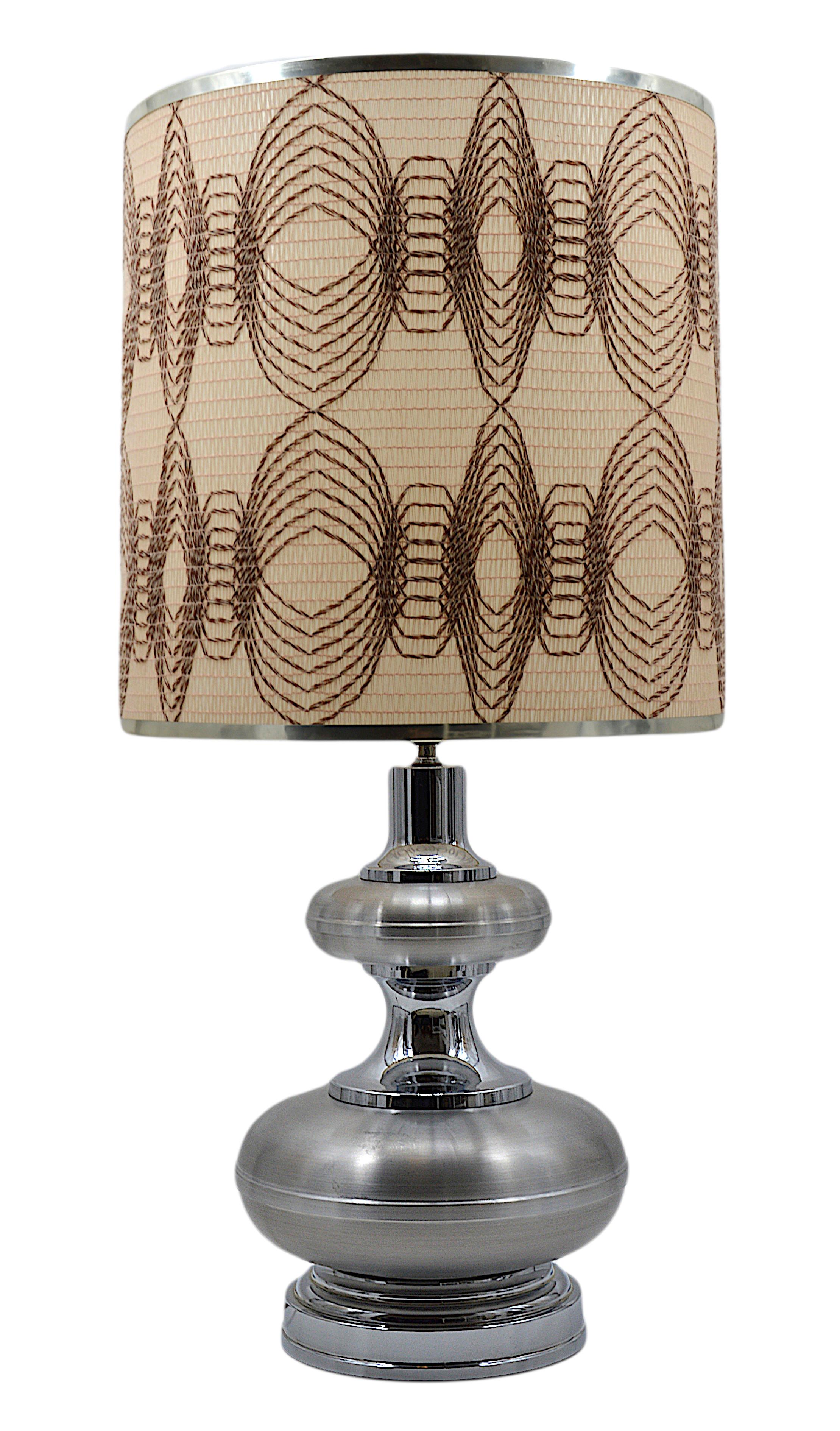 Large mid-century table lamp, France, 1960s. Chrome metal, brushed aluminium and fabric. Original lampshade. Full height 91cm - 35.8 inches; Full diameter 45cm - 17.7 inches. Condition: very good ! Just some slight traces of age. Delivered wired for