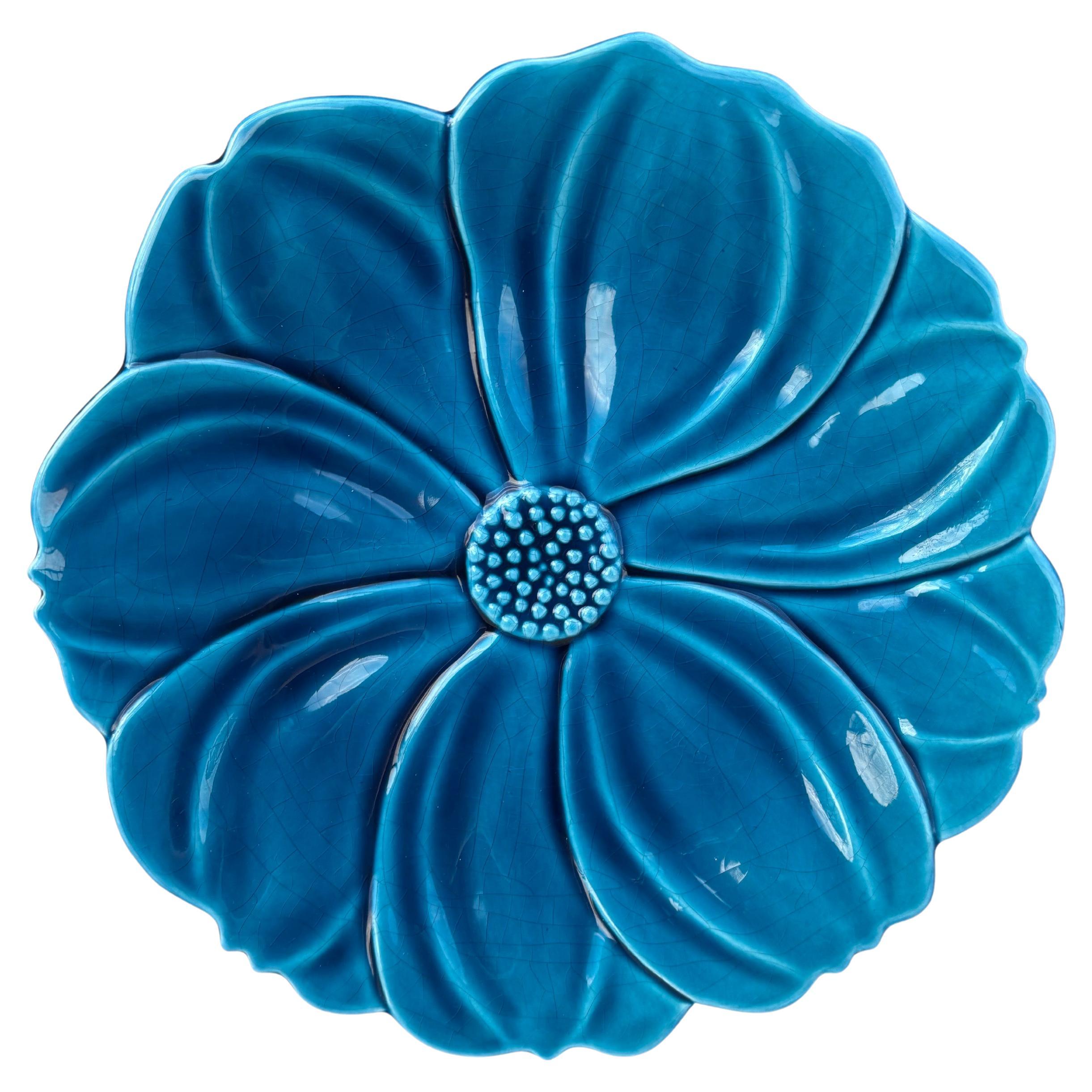 Large French Mid-Century  Majolica Blue Flower Platter Charolles In Good Condition For Sale In Austin, TX