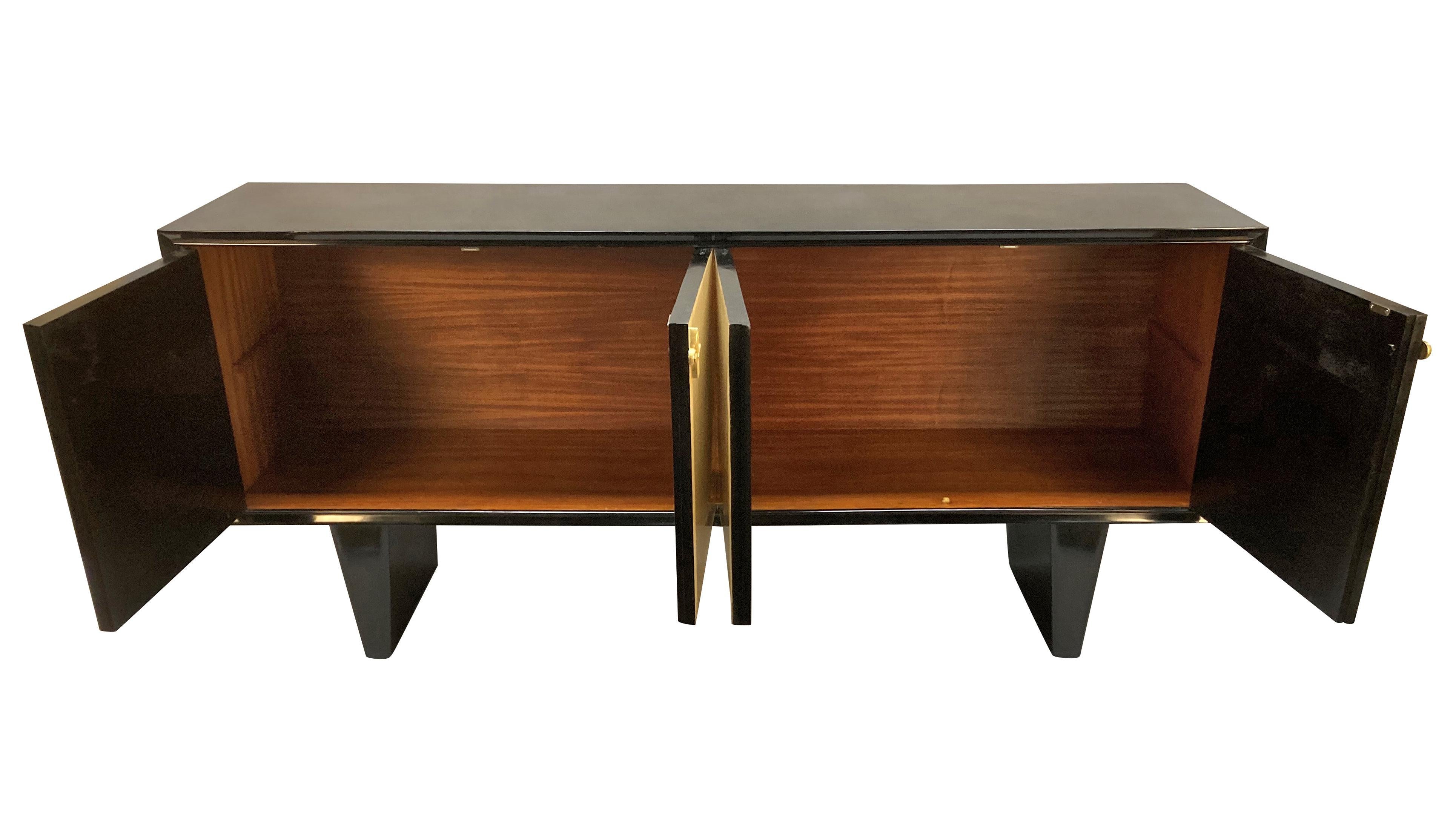 Grande credenza francese del Medioevo in pergamena In condizioni buone in vendita a Kent, Dover