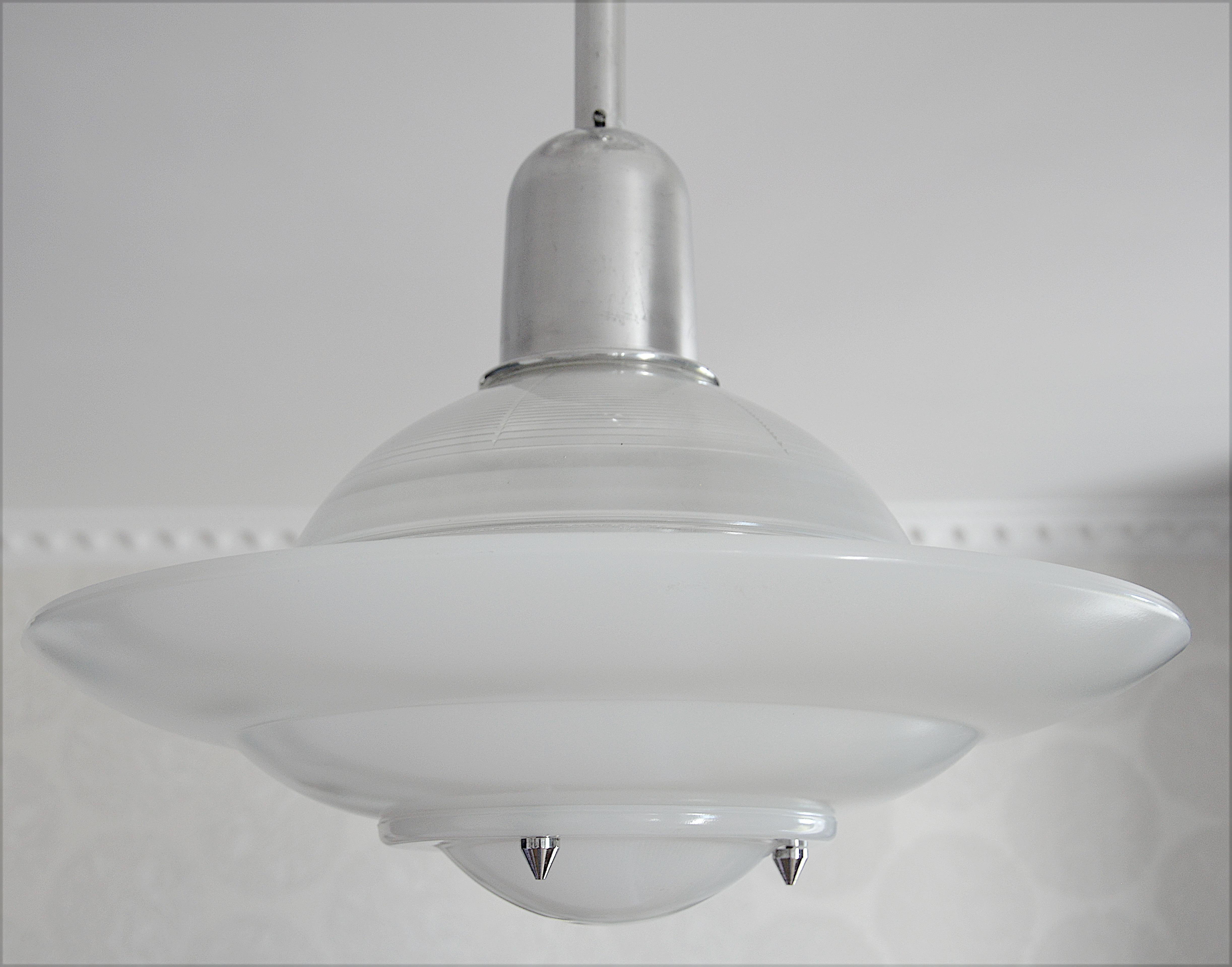 Grande lampadario a sospensione francese modernista Art Déco, anni '30 in vendita 2