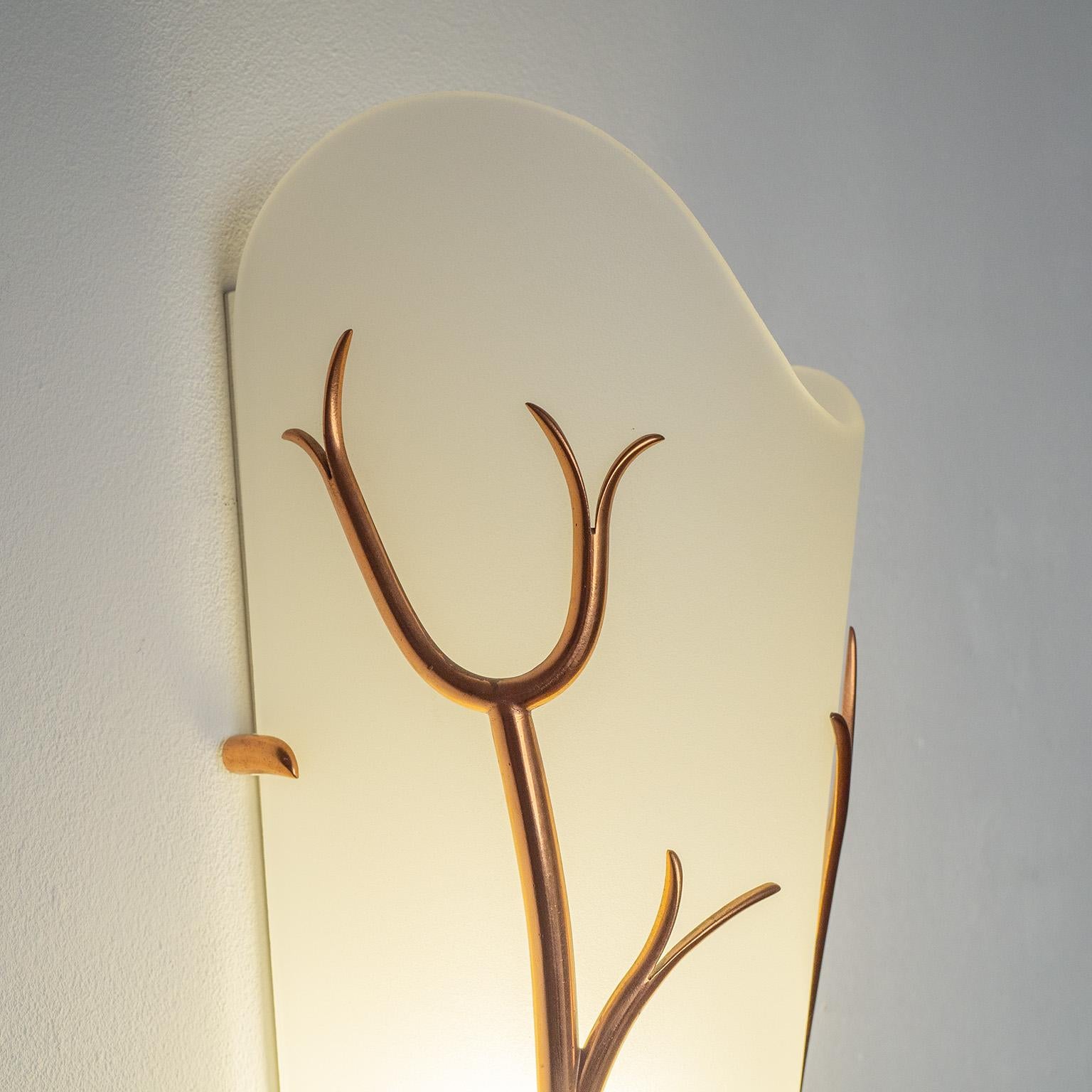 Mid-Century Modern Large French Modernist Wall Light, 1960s