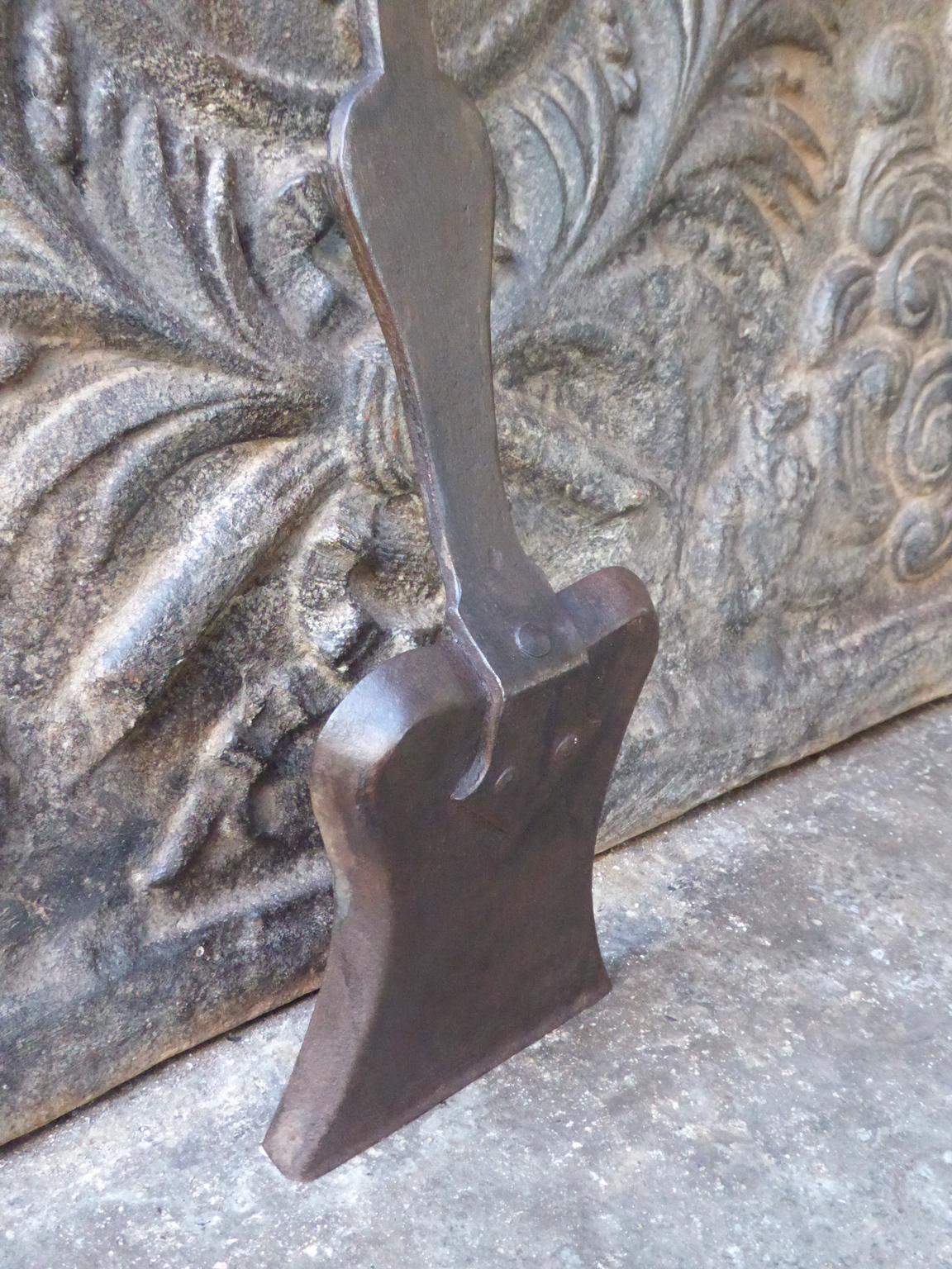 Large French Napoleon III Fireplace Shovel or Fire Shovel For Sale 2