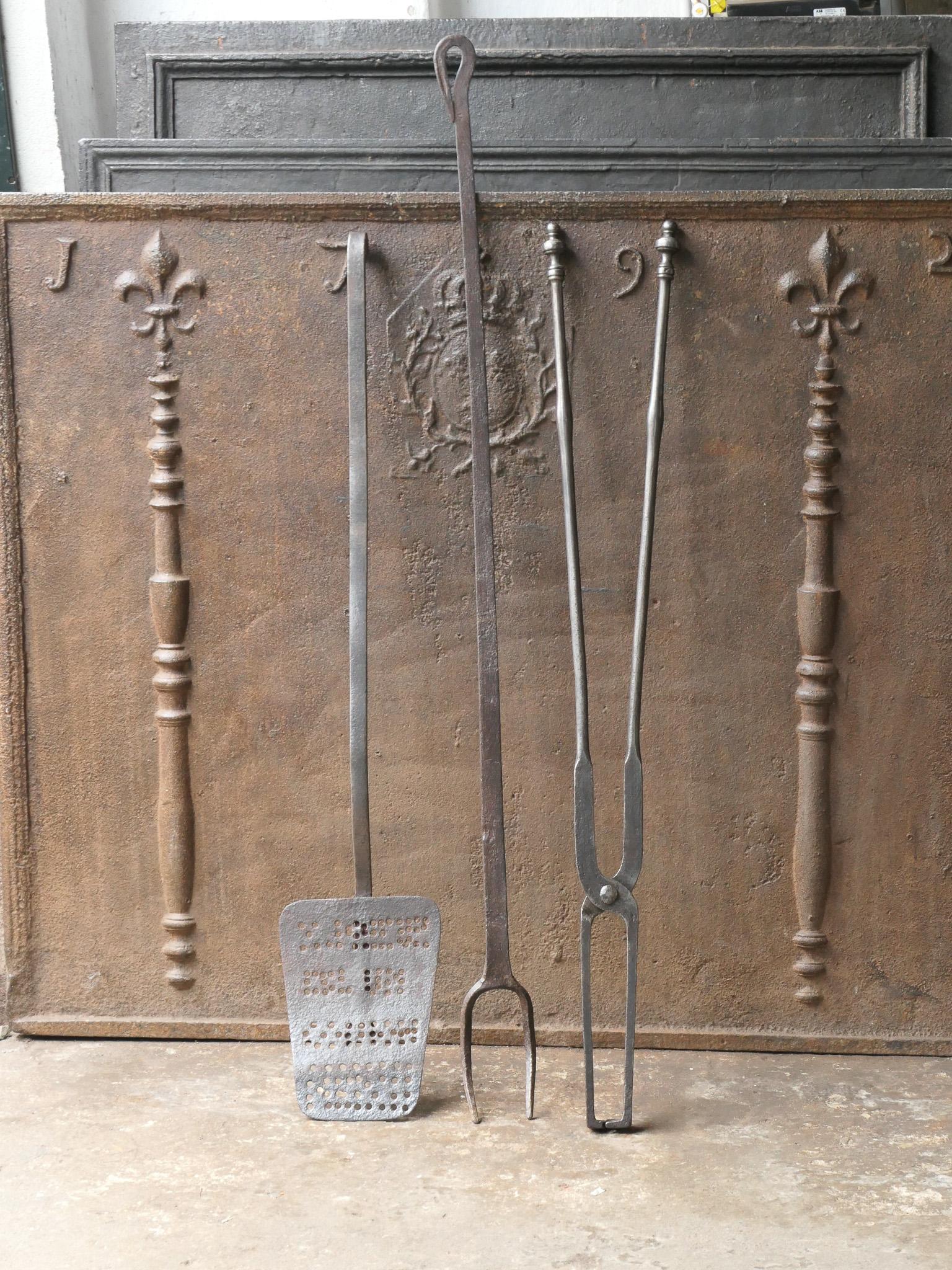 Large French Neoclassical Fireplace Tools, 18th-19th Century In Good Condition For Sale In Amerongen, NL