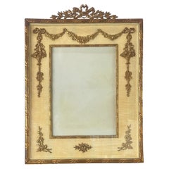 Grande cornice per quadri in bronzo dorato in stile neoclassico francese