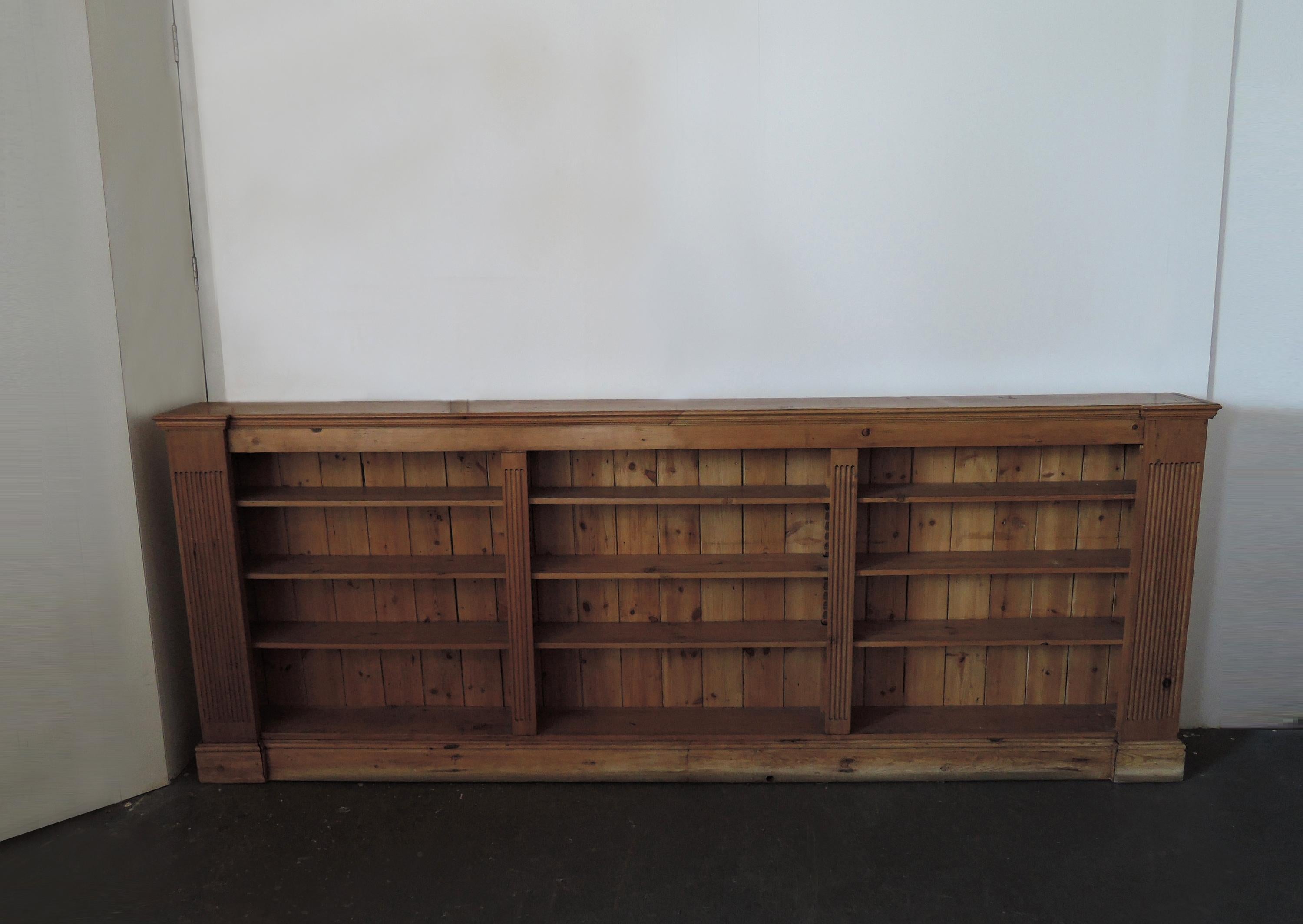 A large French neoclassical Louis XVI style pine bookcase - Shelving unit.