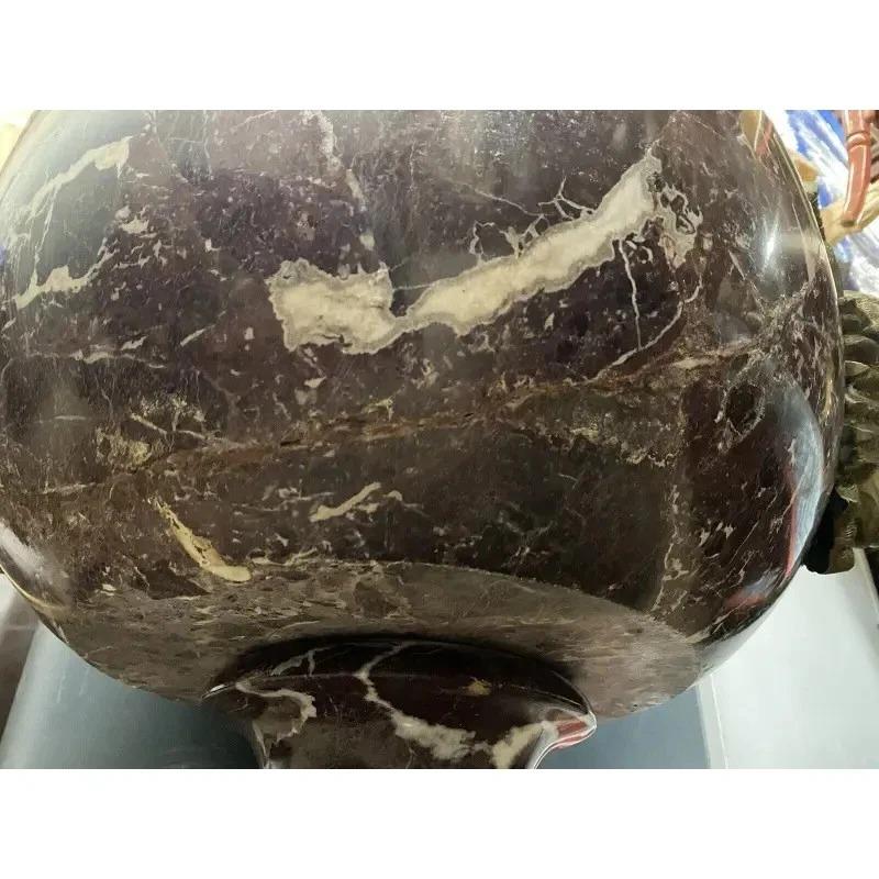 Grandi fioriere neoclassiche francesi in marmo rosso e bronzo a testa di ariete - una coppia in vendita 2