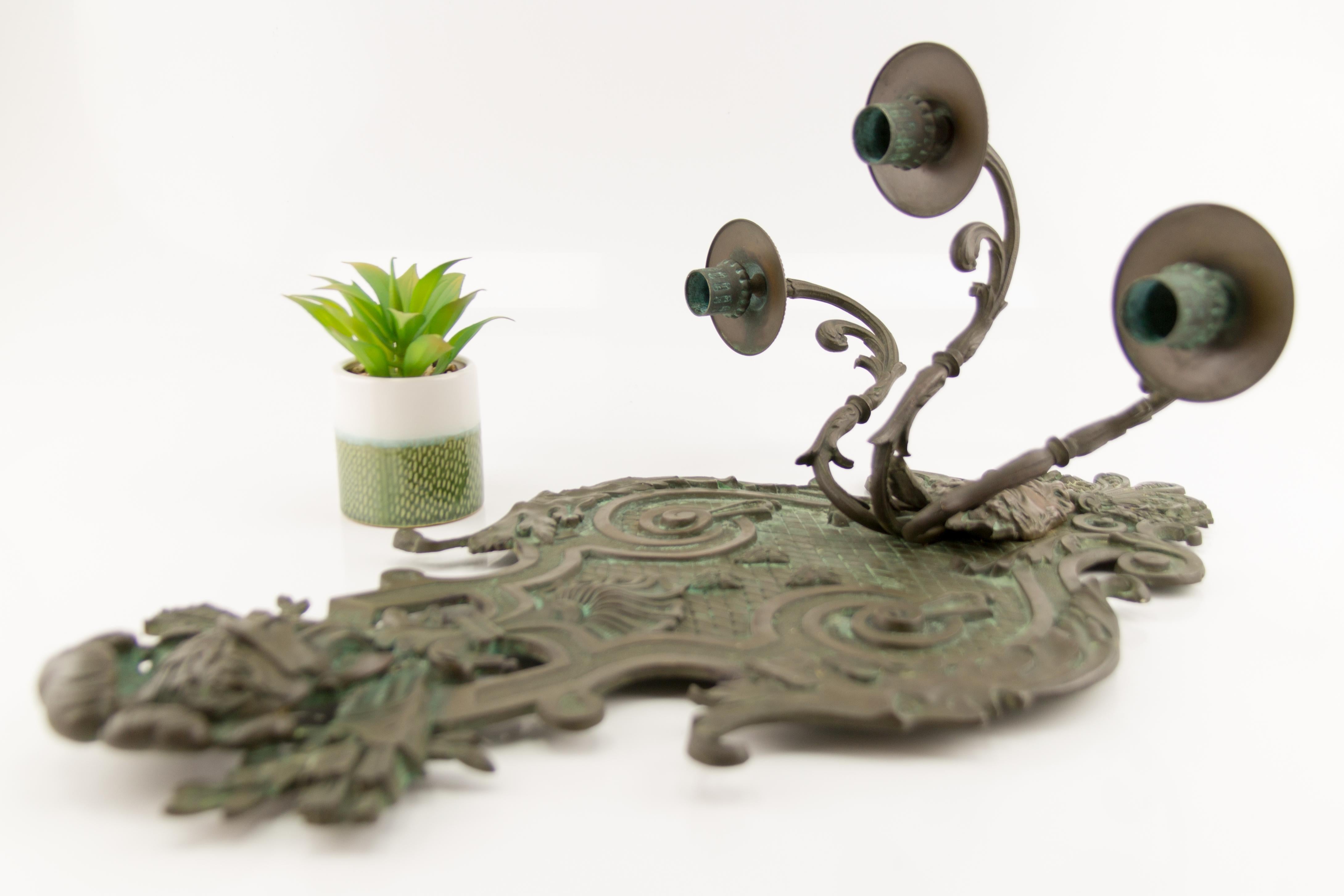 Large French Neoclassical Style Bronze Three-Light Wall Light, Late 19th Century For Sale 6