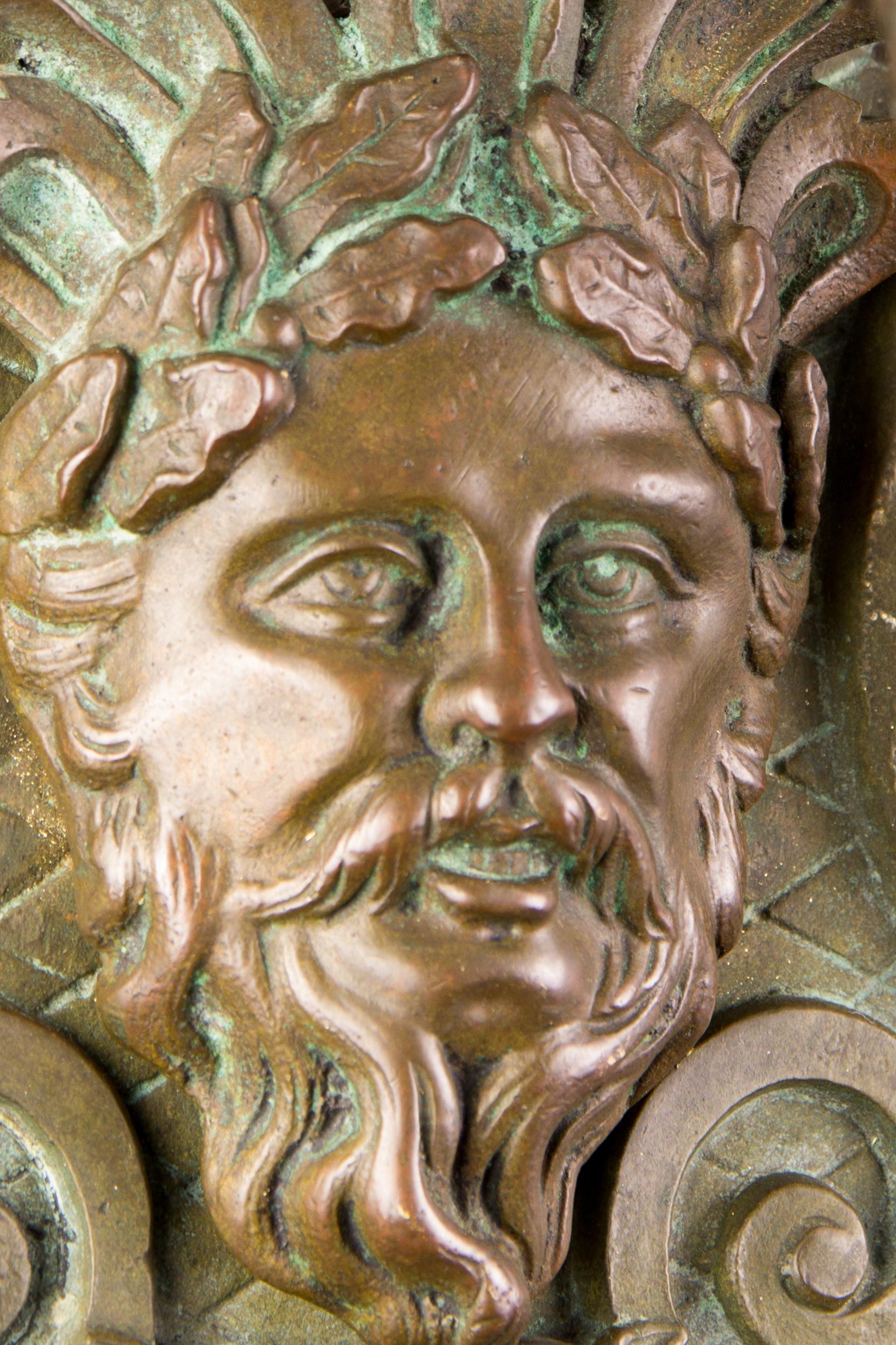 Large French Neoclassical Style Bronze Three-Light Wall Light, Late 19th Century For Sale 4