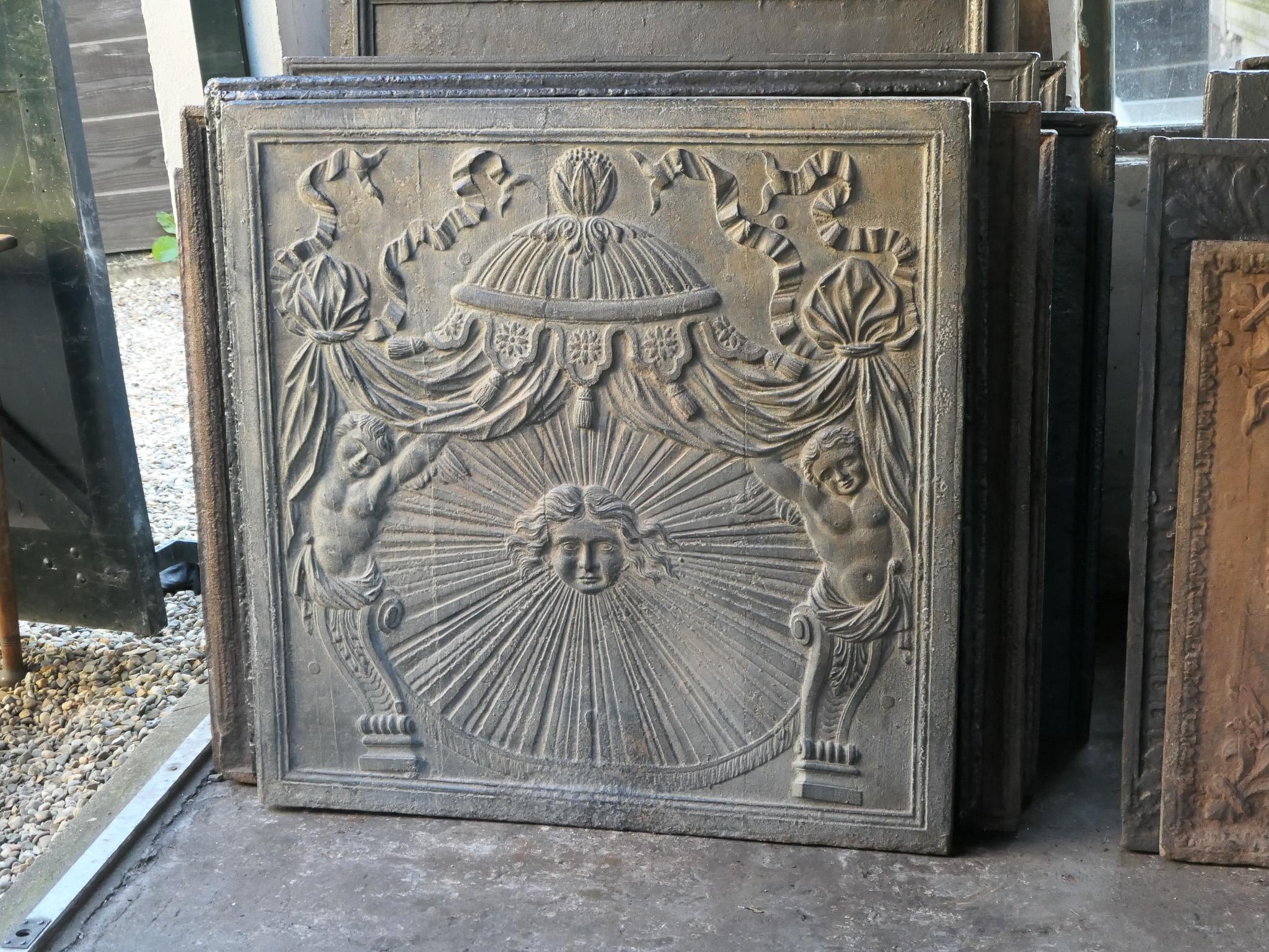 19th Century Large French Neoclassical 'The Sun' Fireback / Backsplash, 18th - 19th C. For Sale