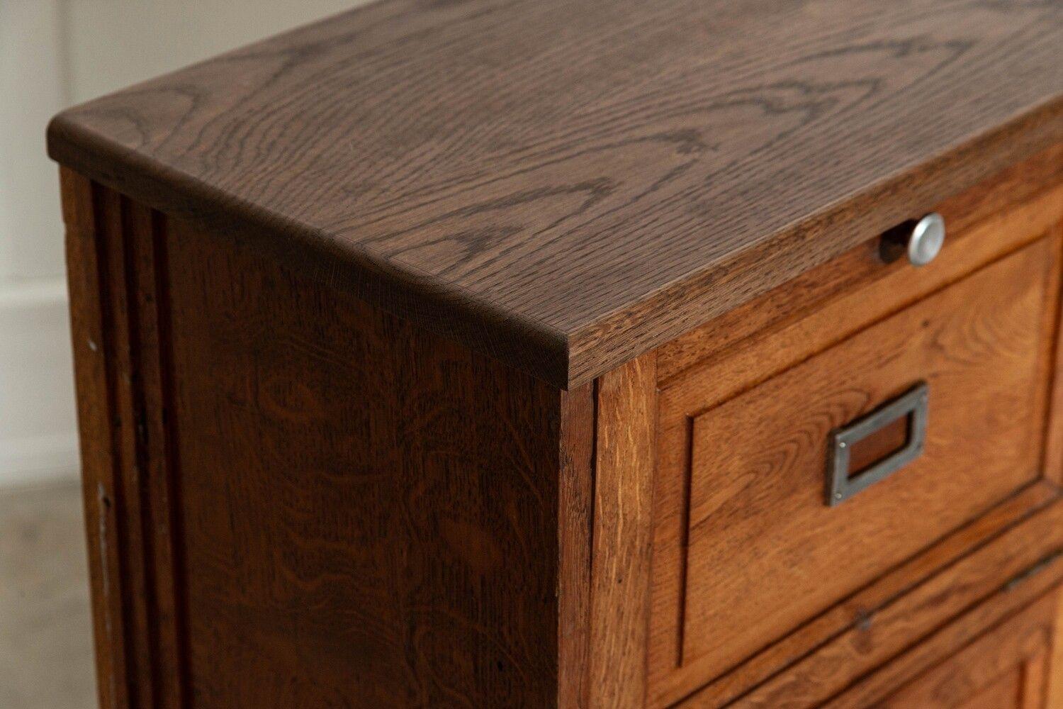 Grands tiroirs / Cabinet / Console Haberdashery en chêne français en vente 9