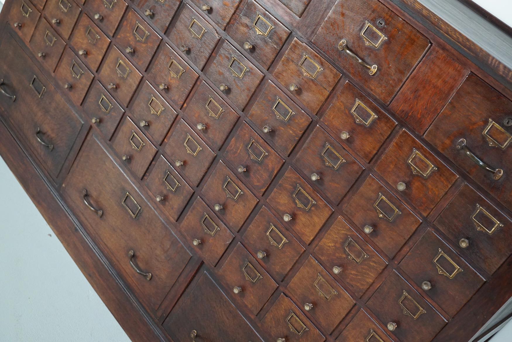 Grande mobile da notaio/archivio in Oak francese, anni 1920/30 in vendita 3