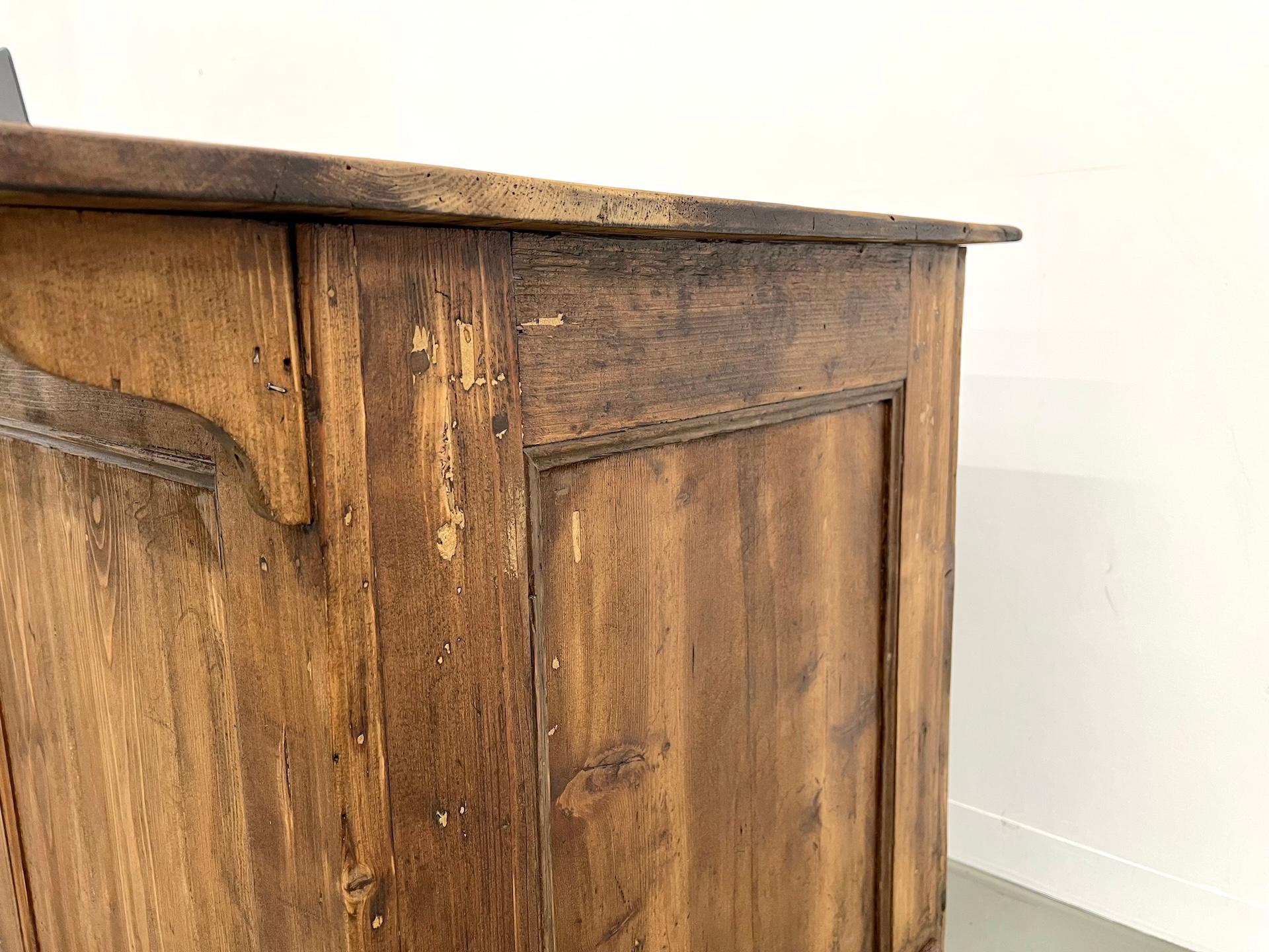 Large french old solid pine trading counter, 50's For Sale 5