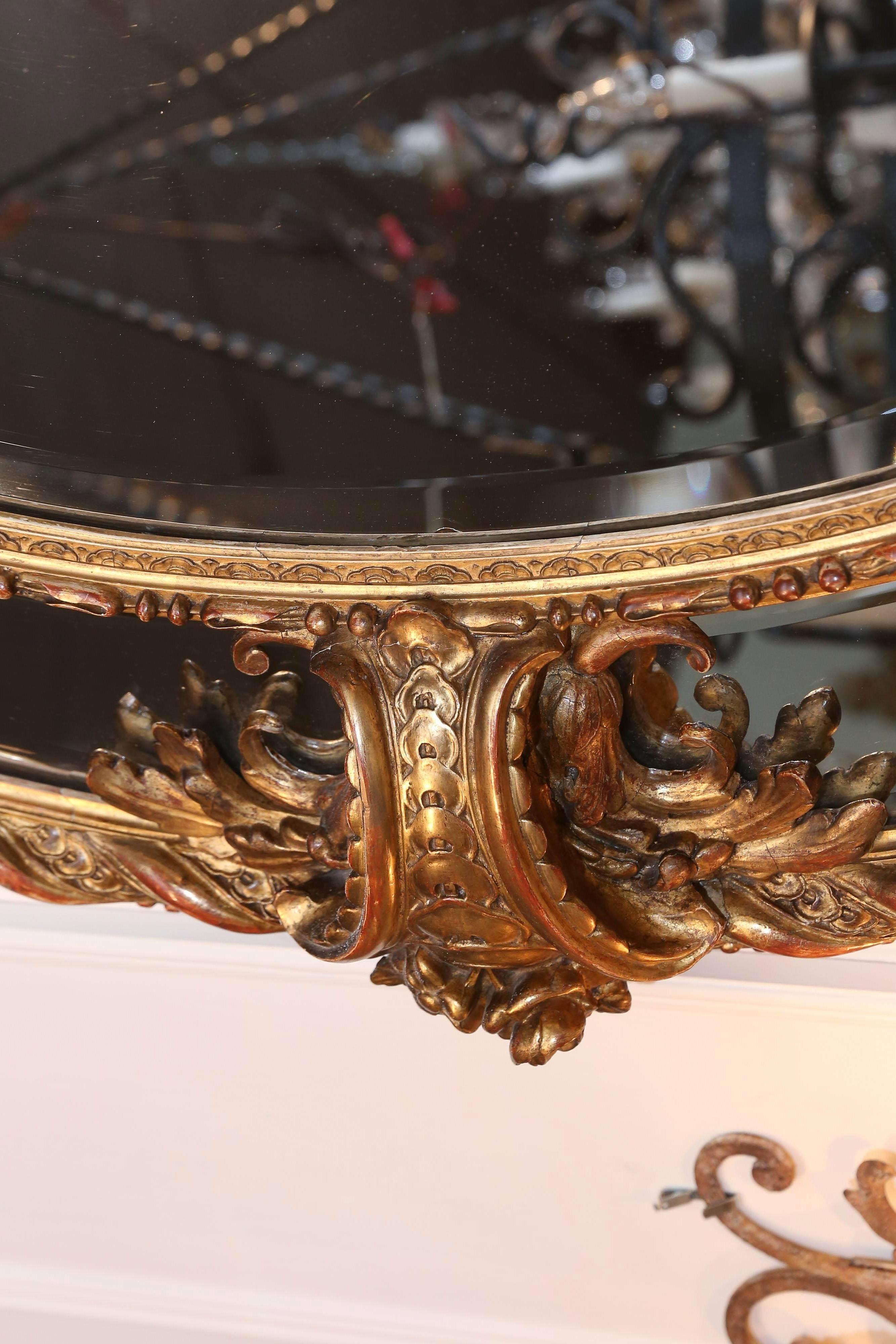 Large French Oval Cushion Mirror in Giltwood, 19th Century With Beveled Mirrors For Sale 2