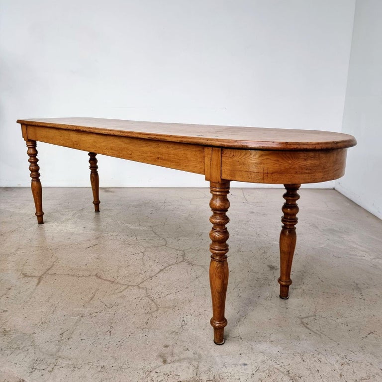 Large French Oval Table in Solid Oak For Sale at 1stDibs