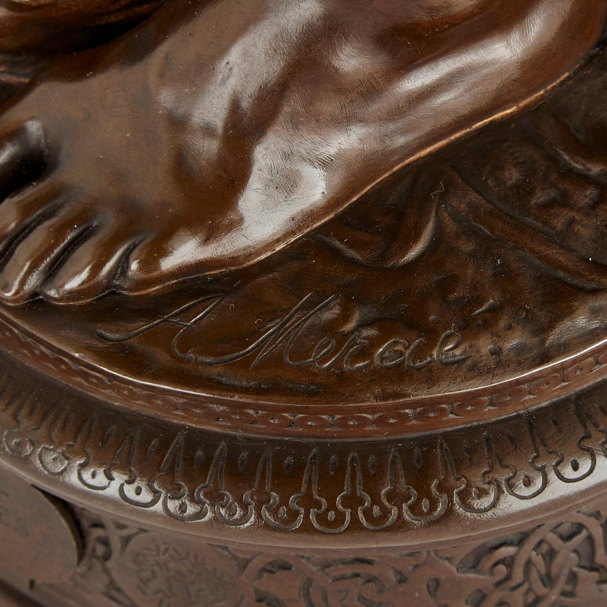 Bronze Grande sculpture française en bronze patiné de David par Mercié et Barbedienne en vente