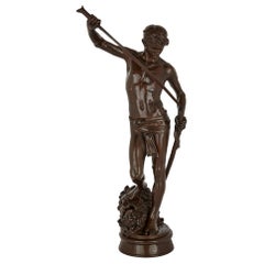 Grande sculpture française en bronze patiné de David par Mercié et Barbedienne